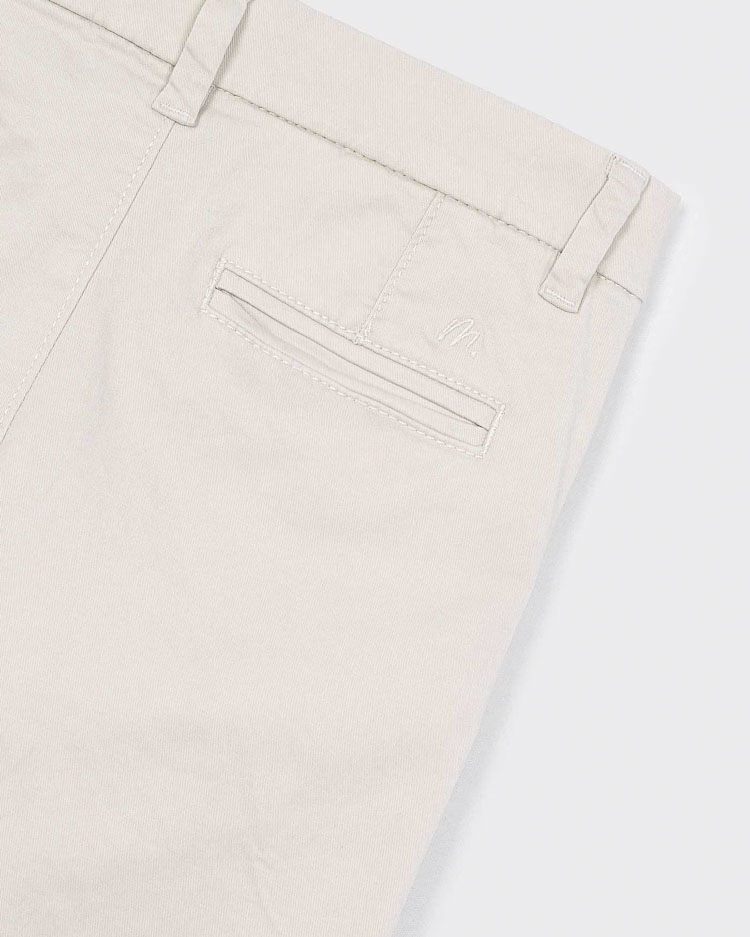 Pantalone chino Mayoral beige in gabardina di cotone stretch image