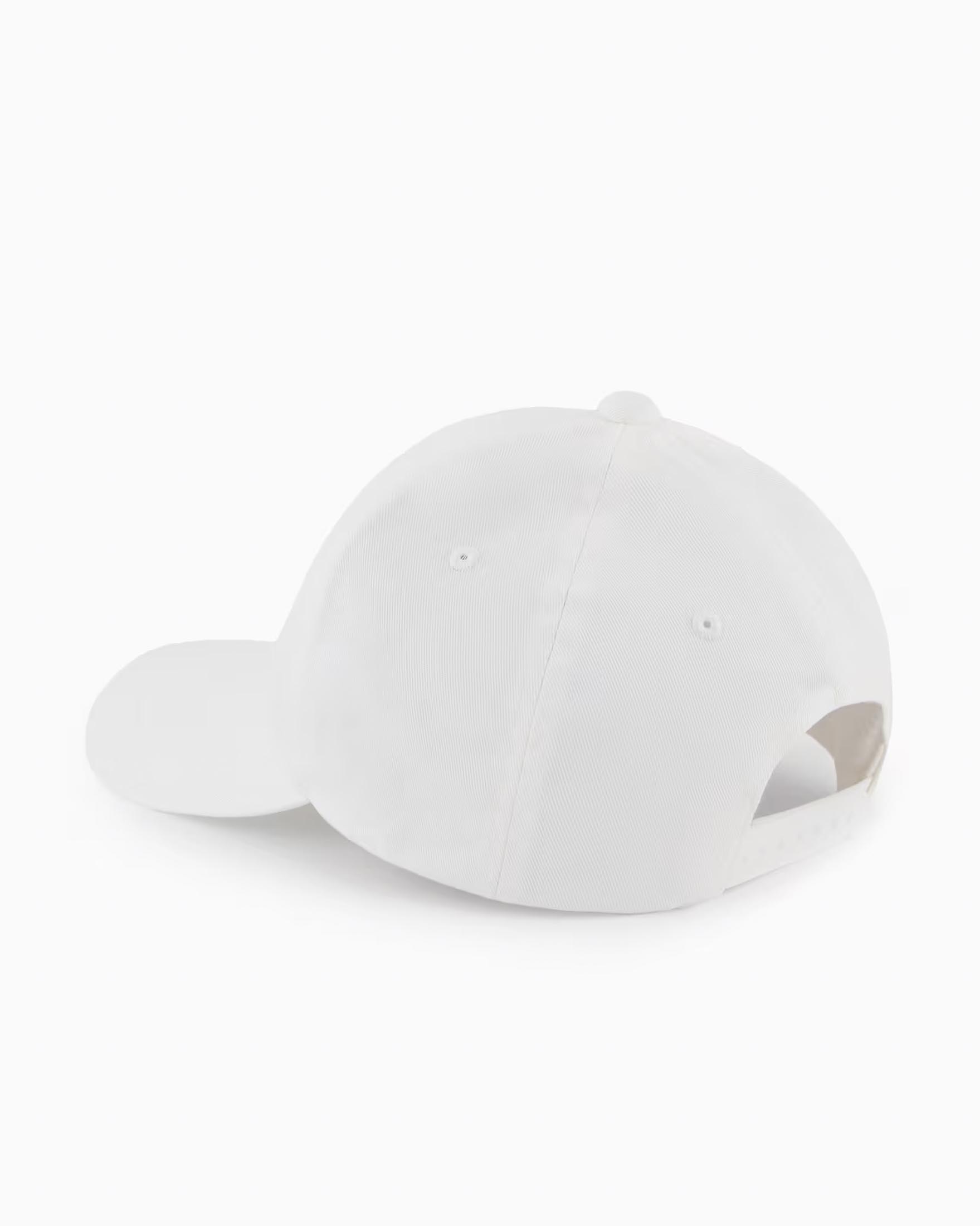 Berretto baseball Armani Exchange bianco con frontino e logo AX image