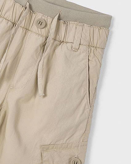 Pantalone cargo Mayoral beige in leggero popeline di cotone con coulisse image