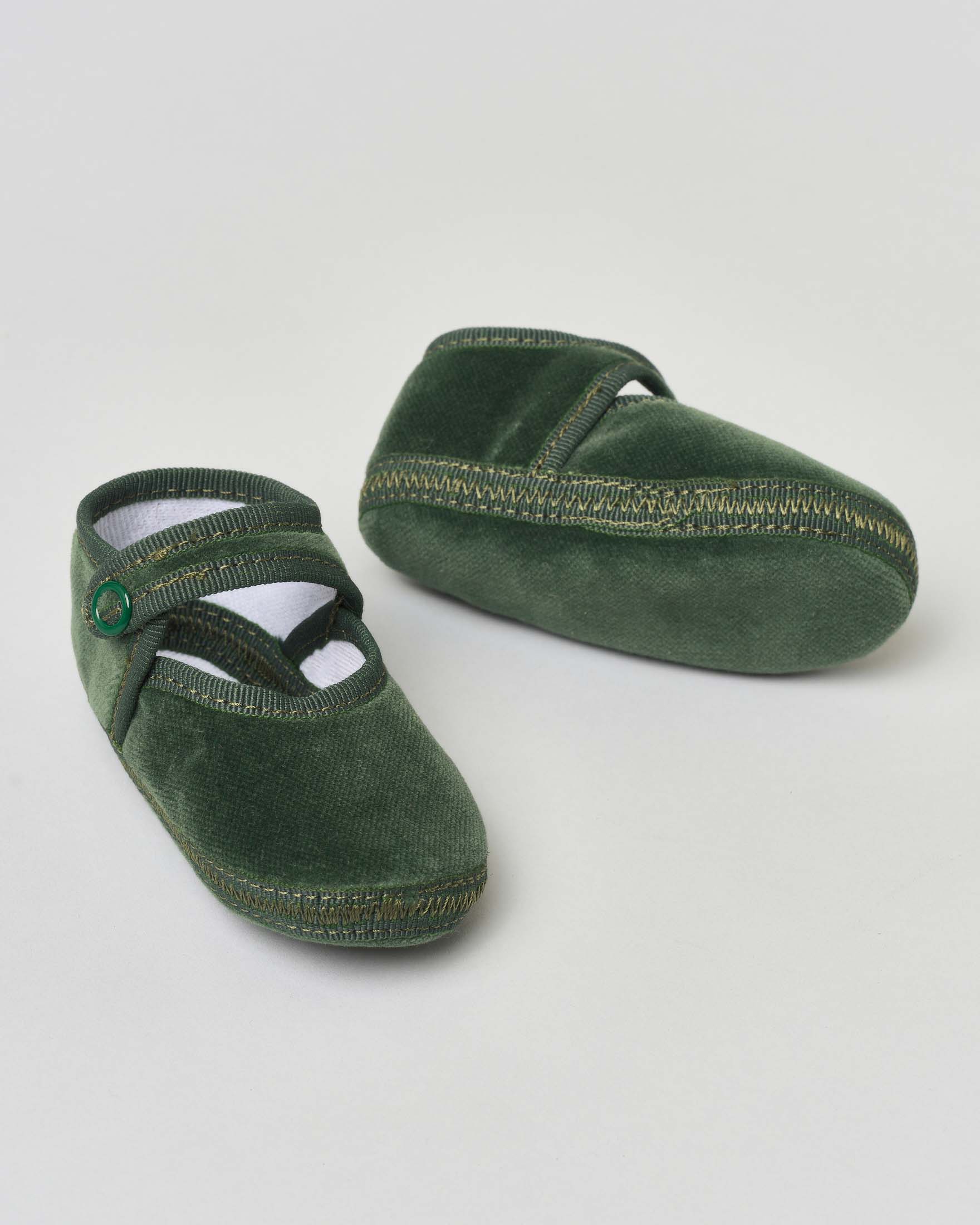 Baby friulane in velluto verde militare