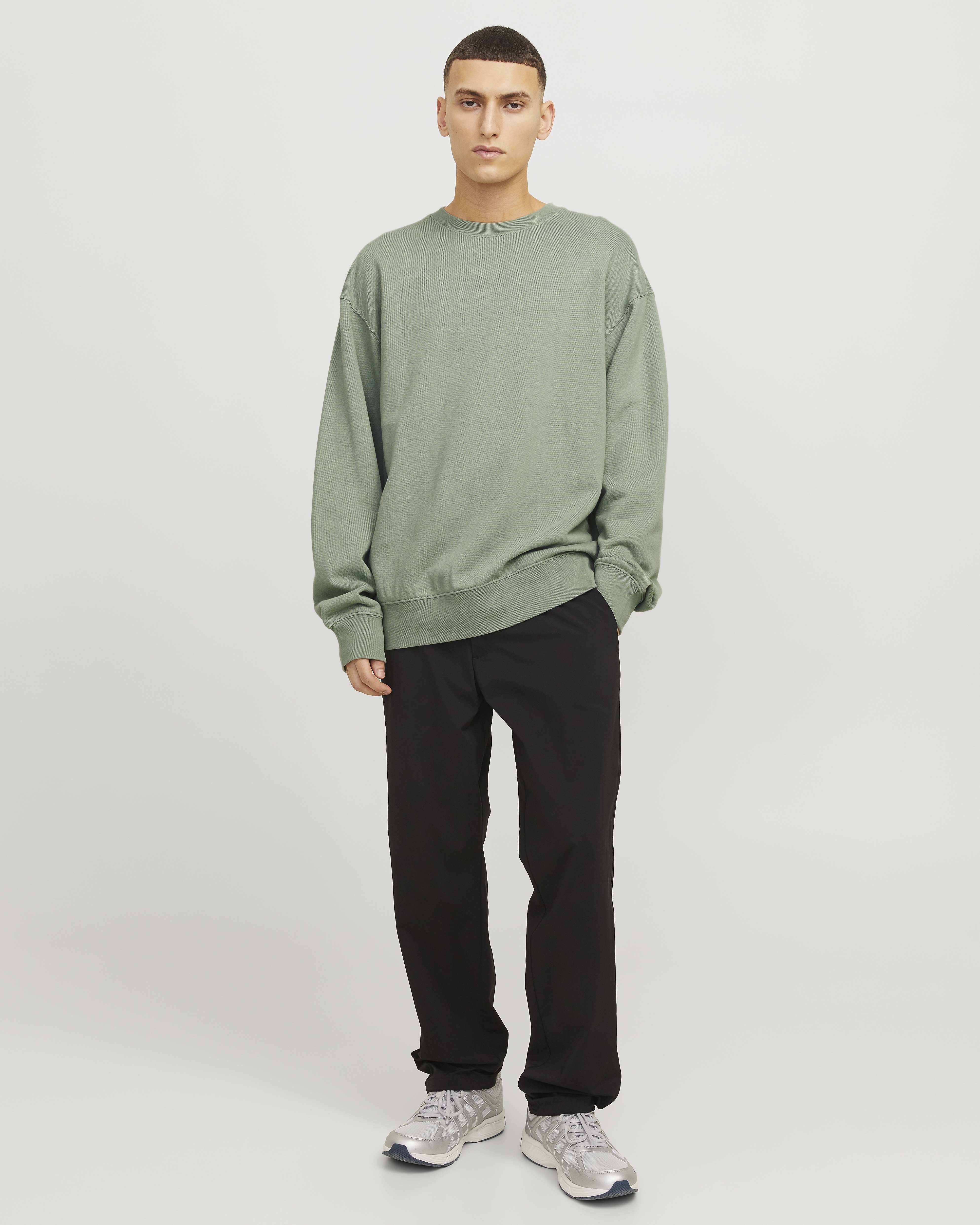 Felpa girocollo salvia loose-fit in cotone con spalle scese