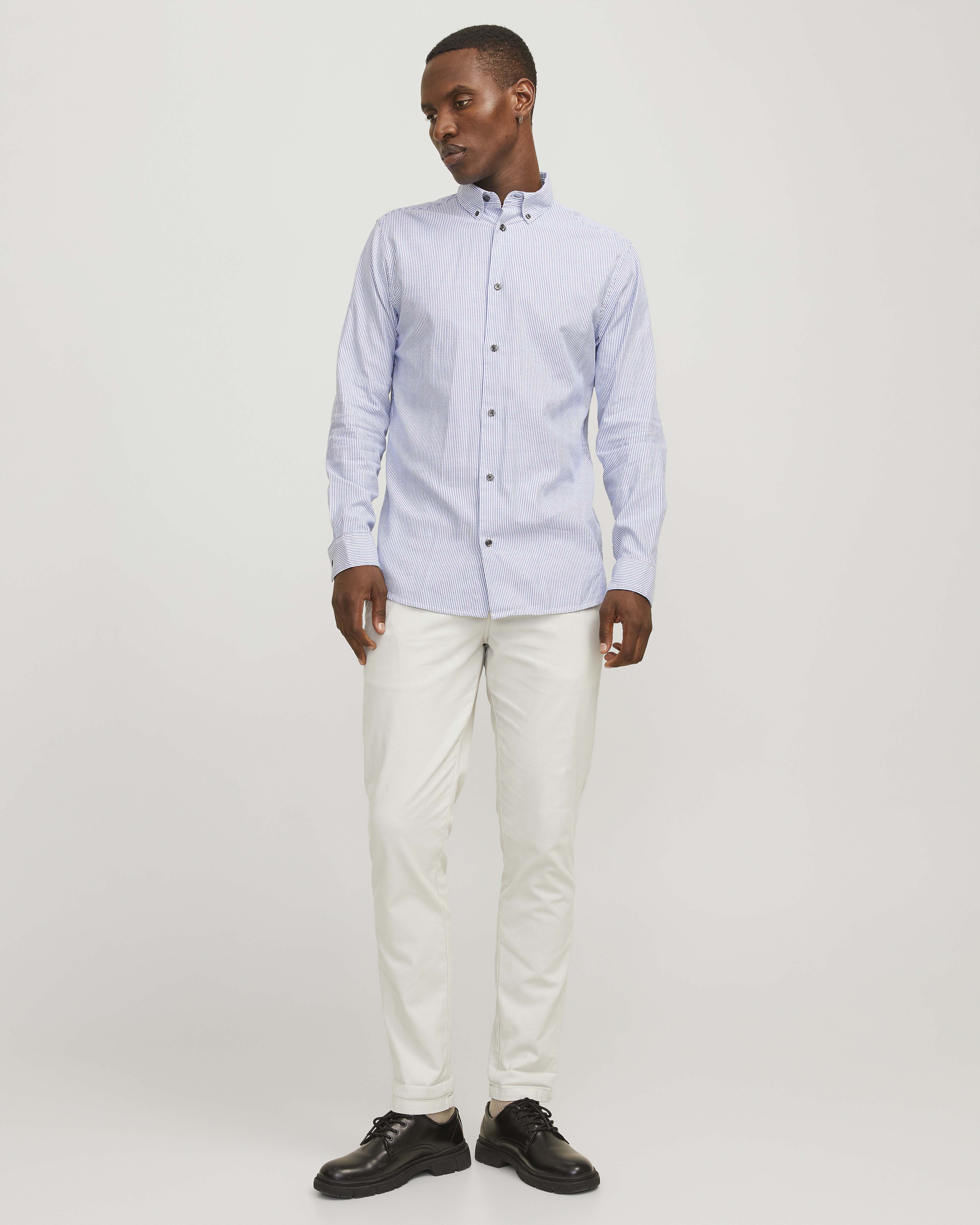 Pantaloni chino slim-fit color ghiaccio in tessuto armaturato di cotone stretch