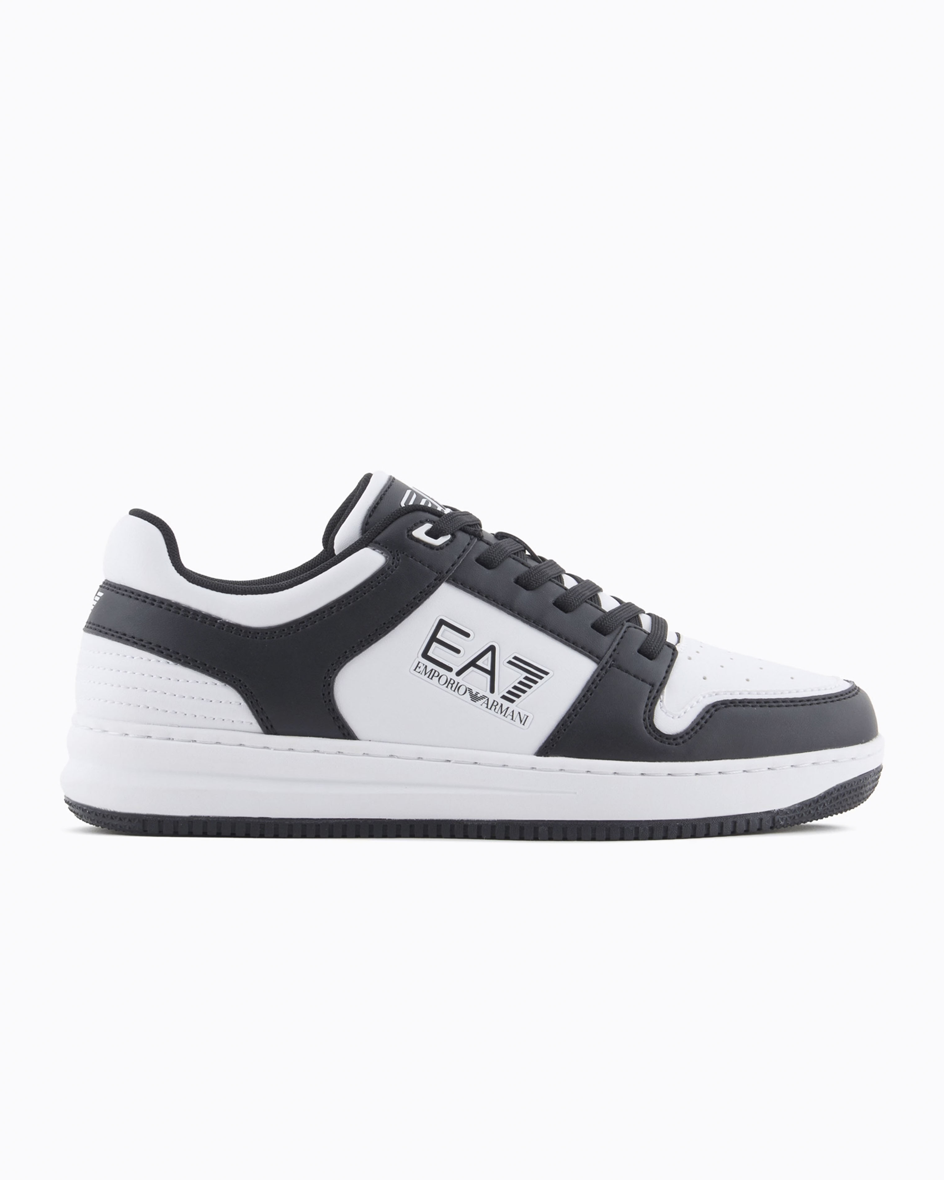 Sneakers bianche e nere in similpelle con logo a lato