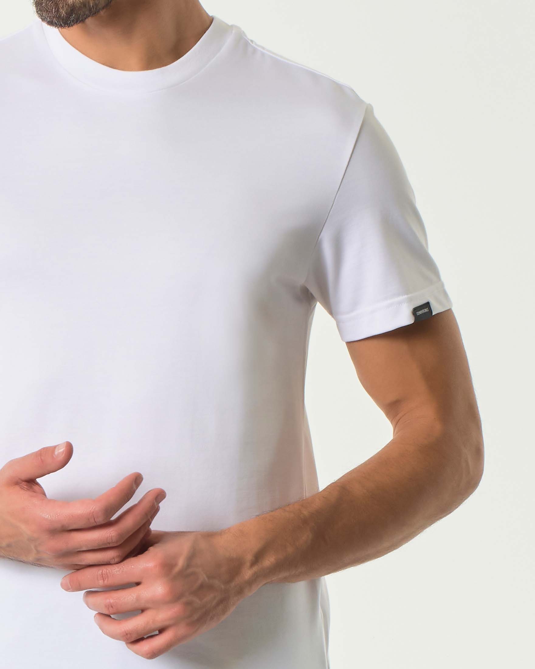 T-shirt bianca mezza manica in piqué di cotone elasticizzato image