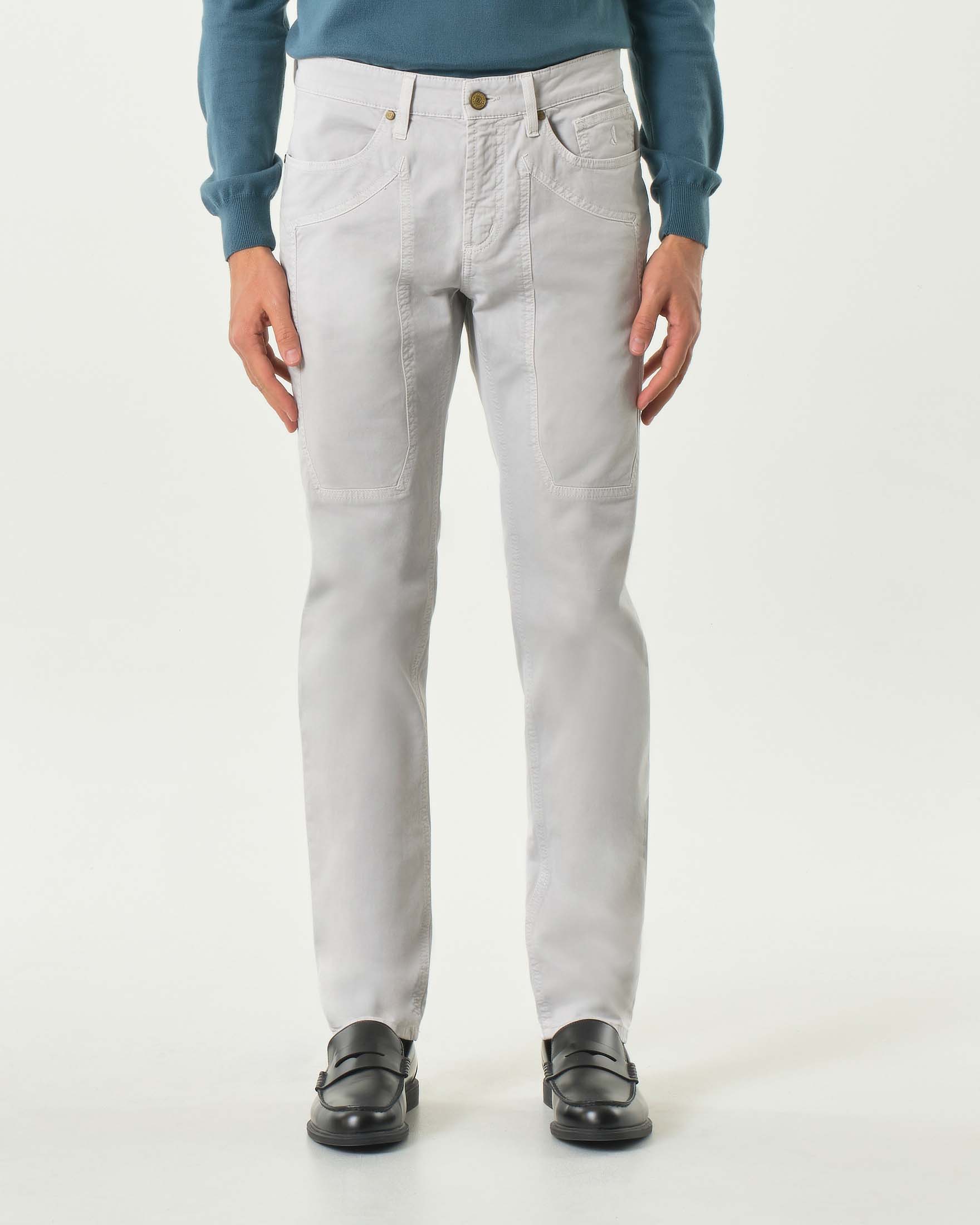 Pantalone ghiaccio cinque tasche modello PA077 in gabardina di cotone stretch con toppa
