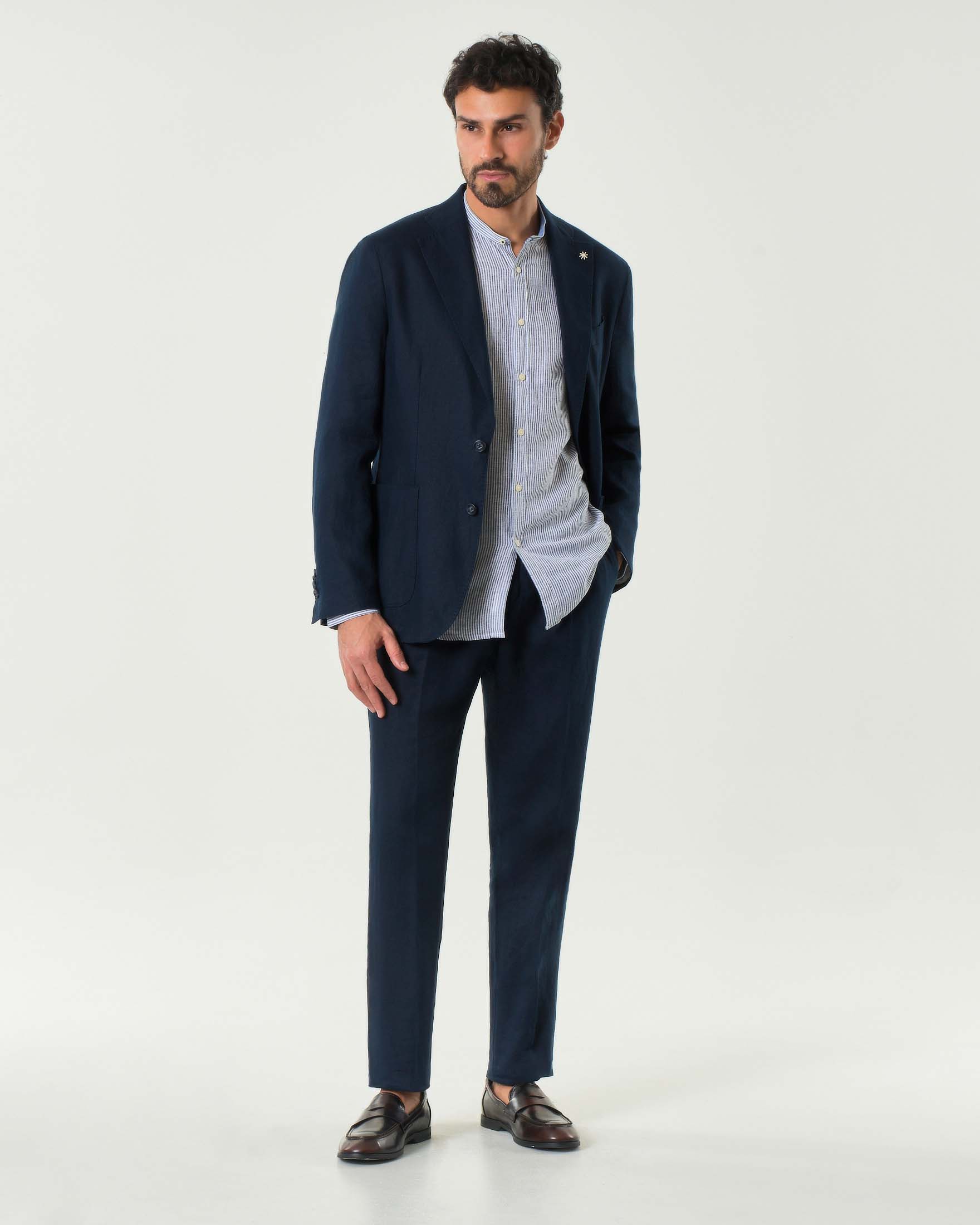 Abito blu in puro lino con rever classico