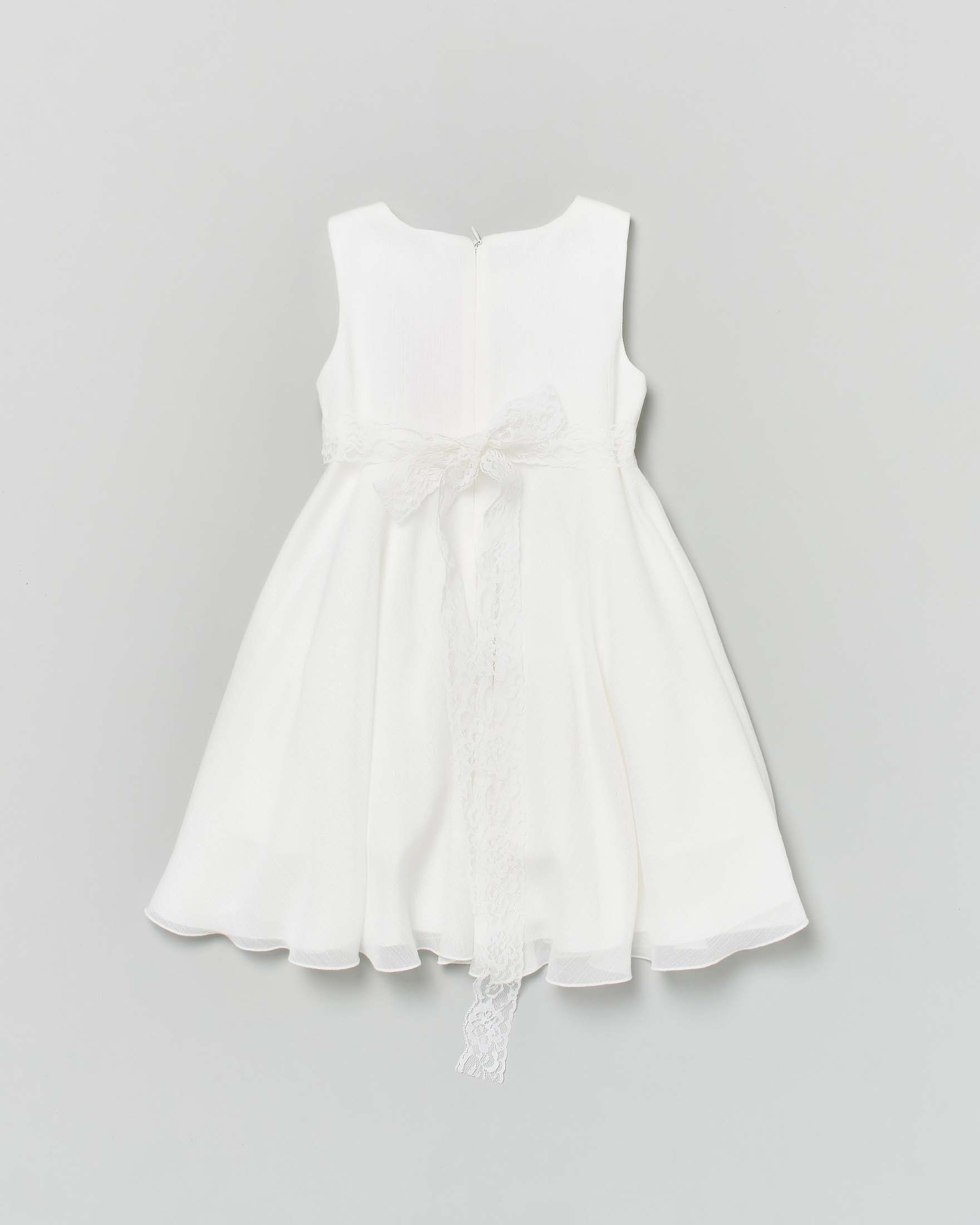Abito avorio in tulle con gonna ampia e fascia a fiori in tono