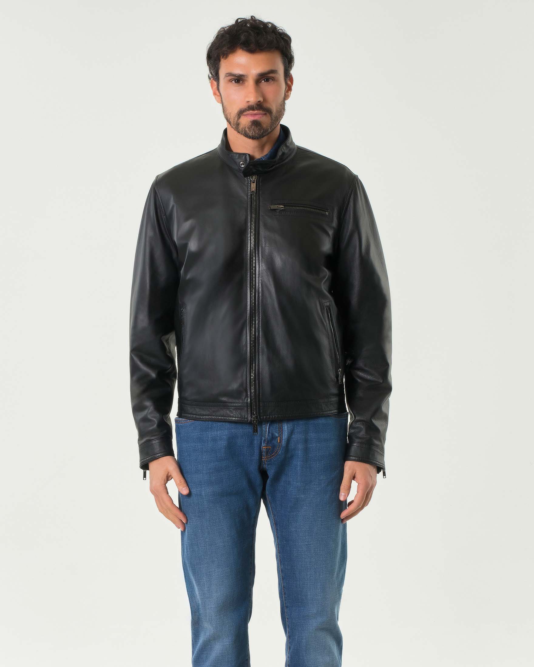 Giubbino biker nero in pelle con colletto a coreana image