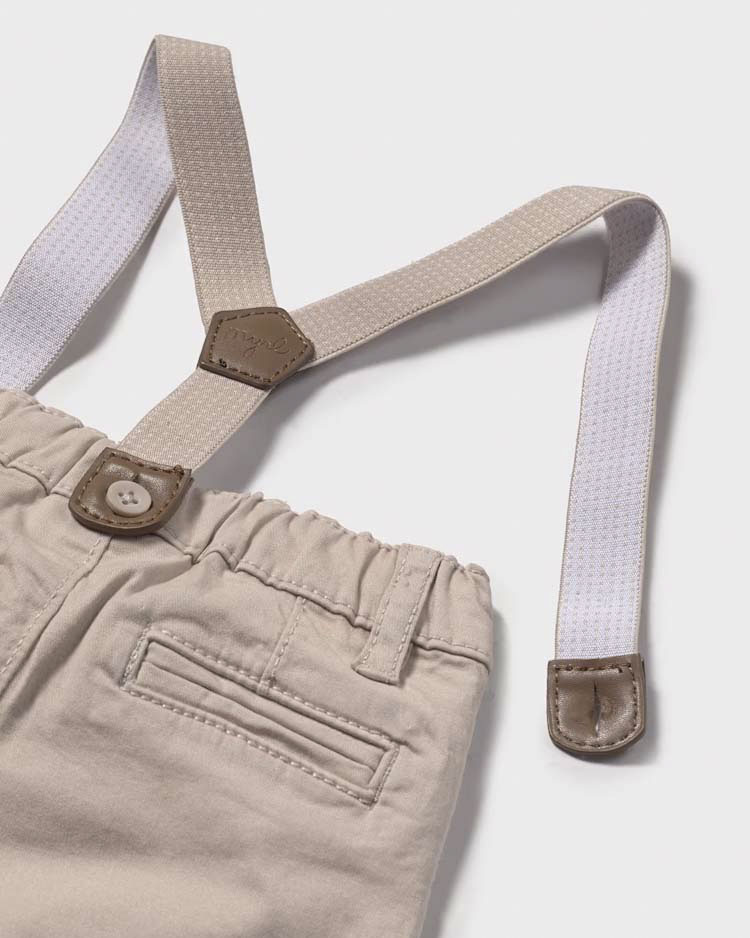 Pantalone beige in cotone stretch con bretelle image