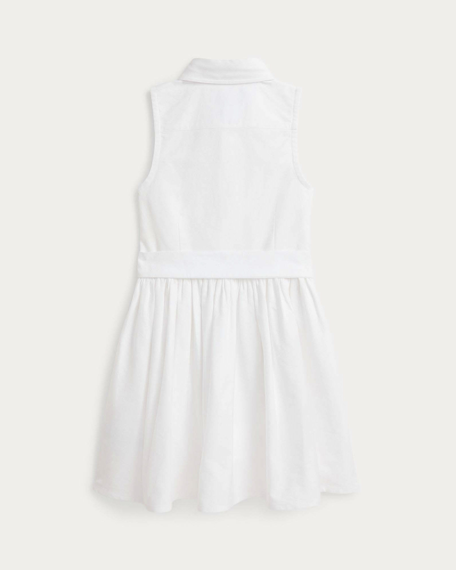 Abito bianco smanicato a camicia con cintura