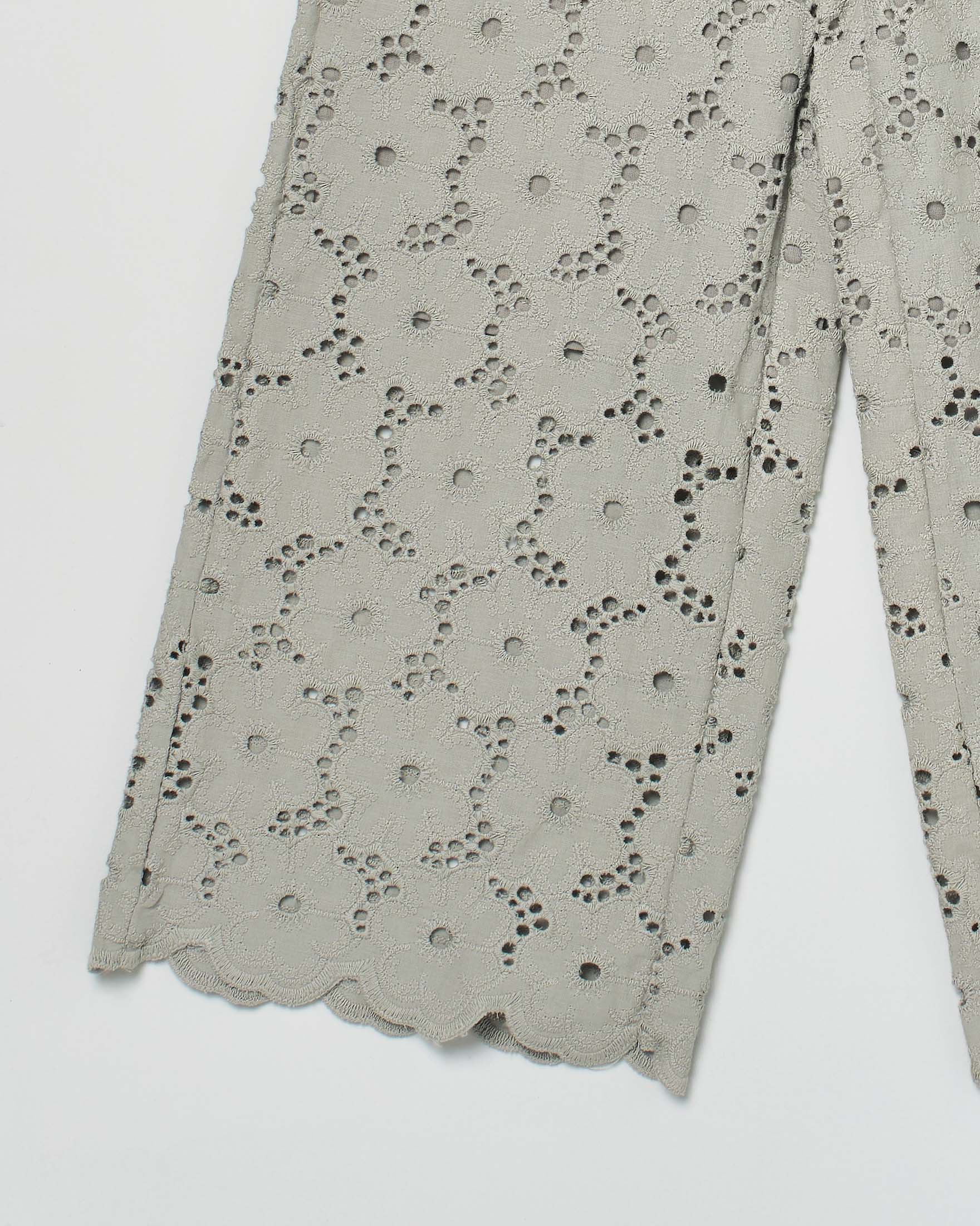 Pantalone lungo Lil'Atelier verde salvia in sangallo image
