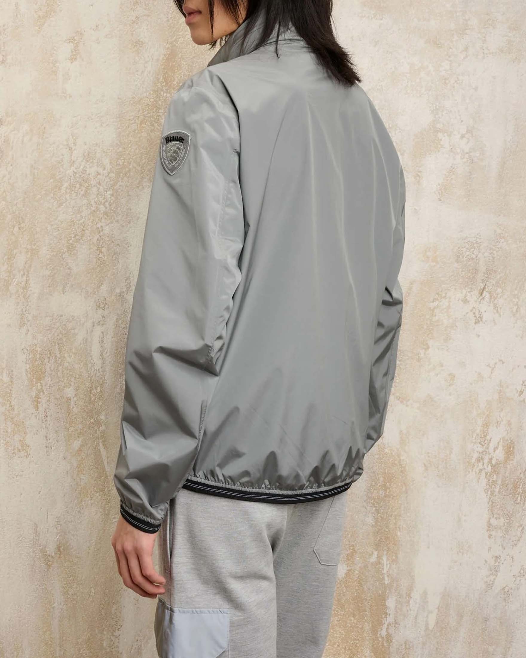 Giubbino sailor grigio in nylon stretch con cerniere termonastrate image