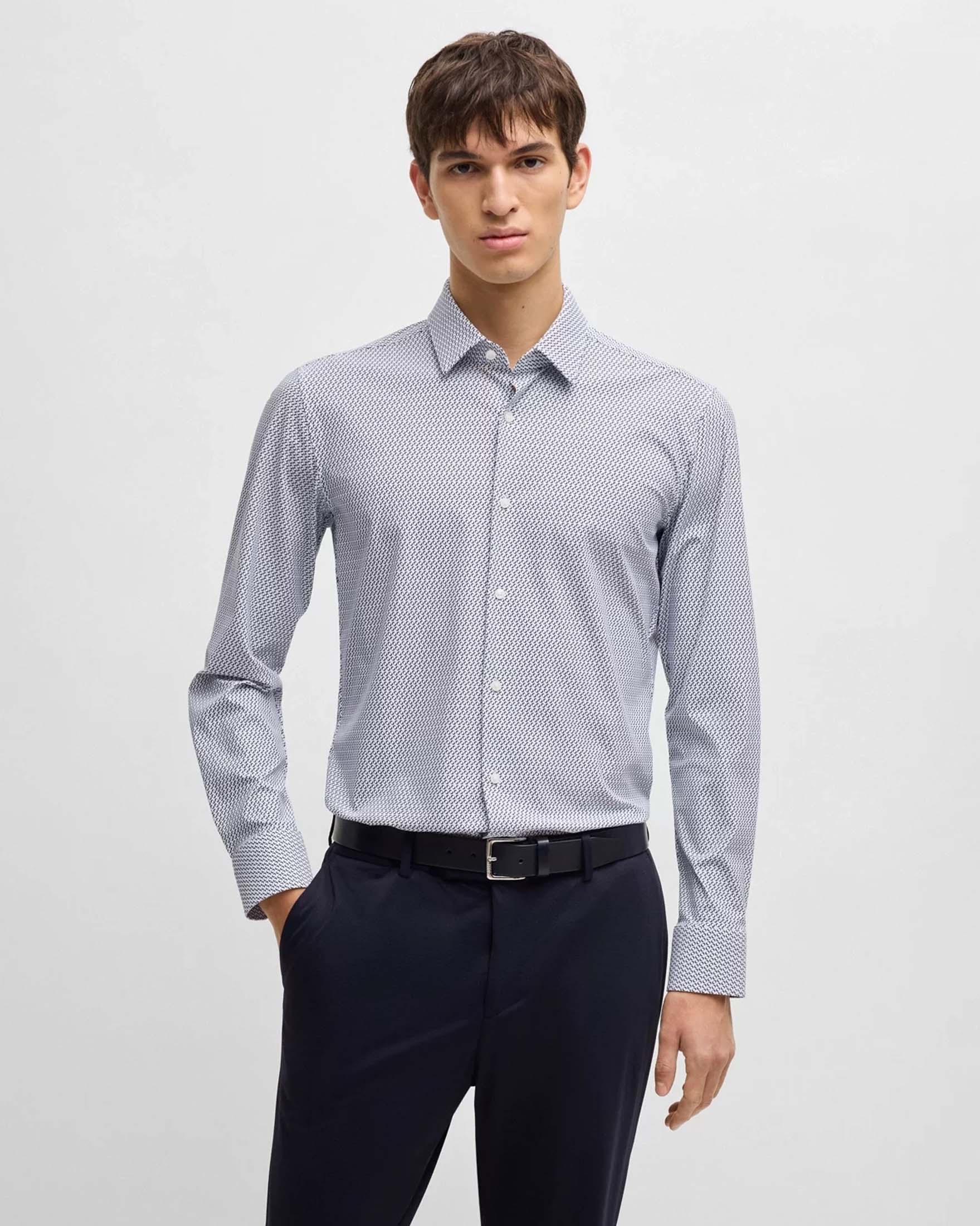 Camicia Hank slim-fit bianca a fantasia cerchietto blu in tessuto tecnico stretch con colletto Kent