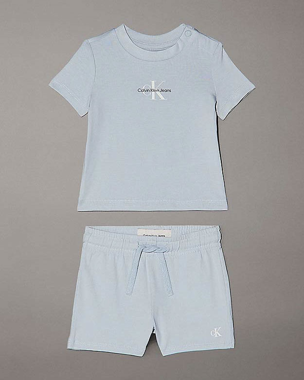 Completo t-shirt e bermuda in cotone stretch azzurro con logo monogramma