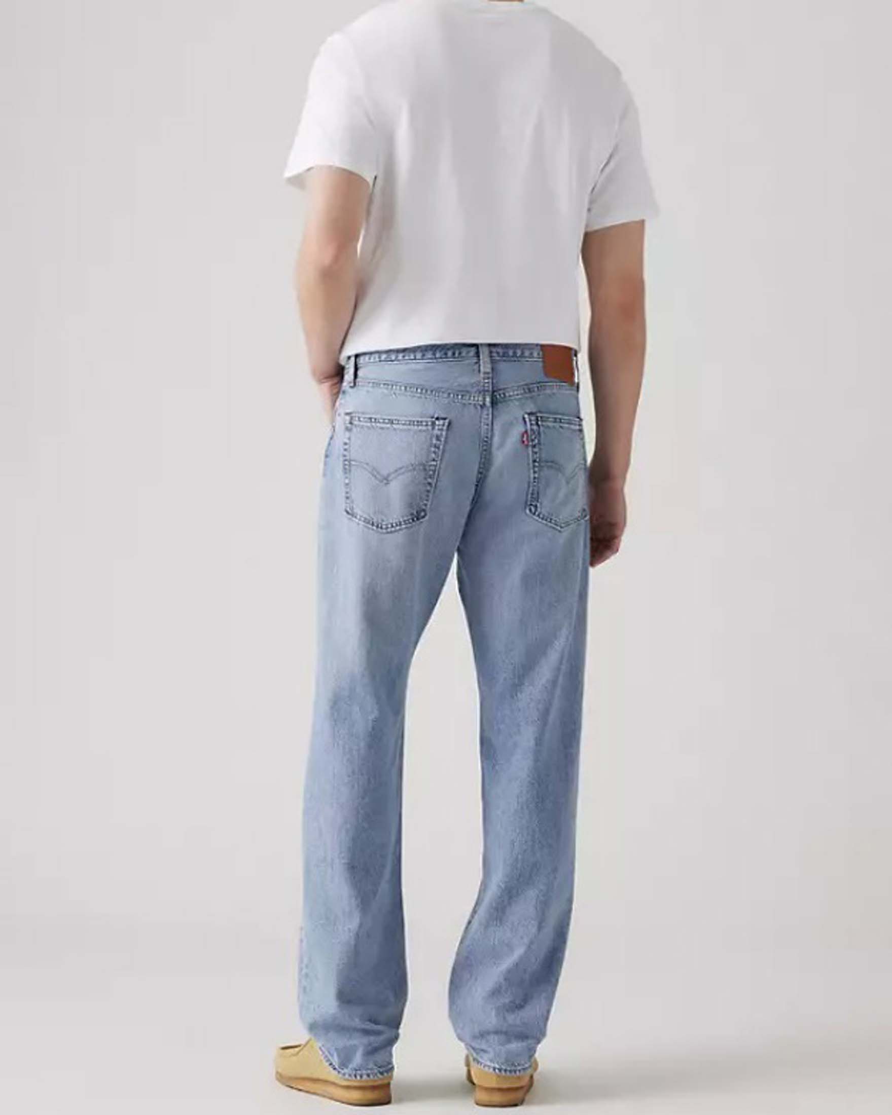 Jeans 555 Relaxed Straight lavaggio chiaro super stone washed in cotone e lino