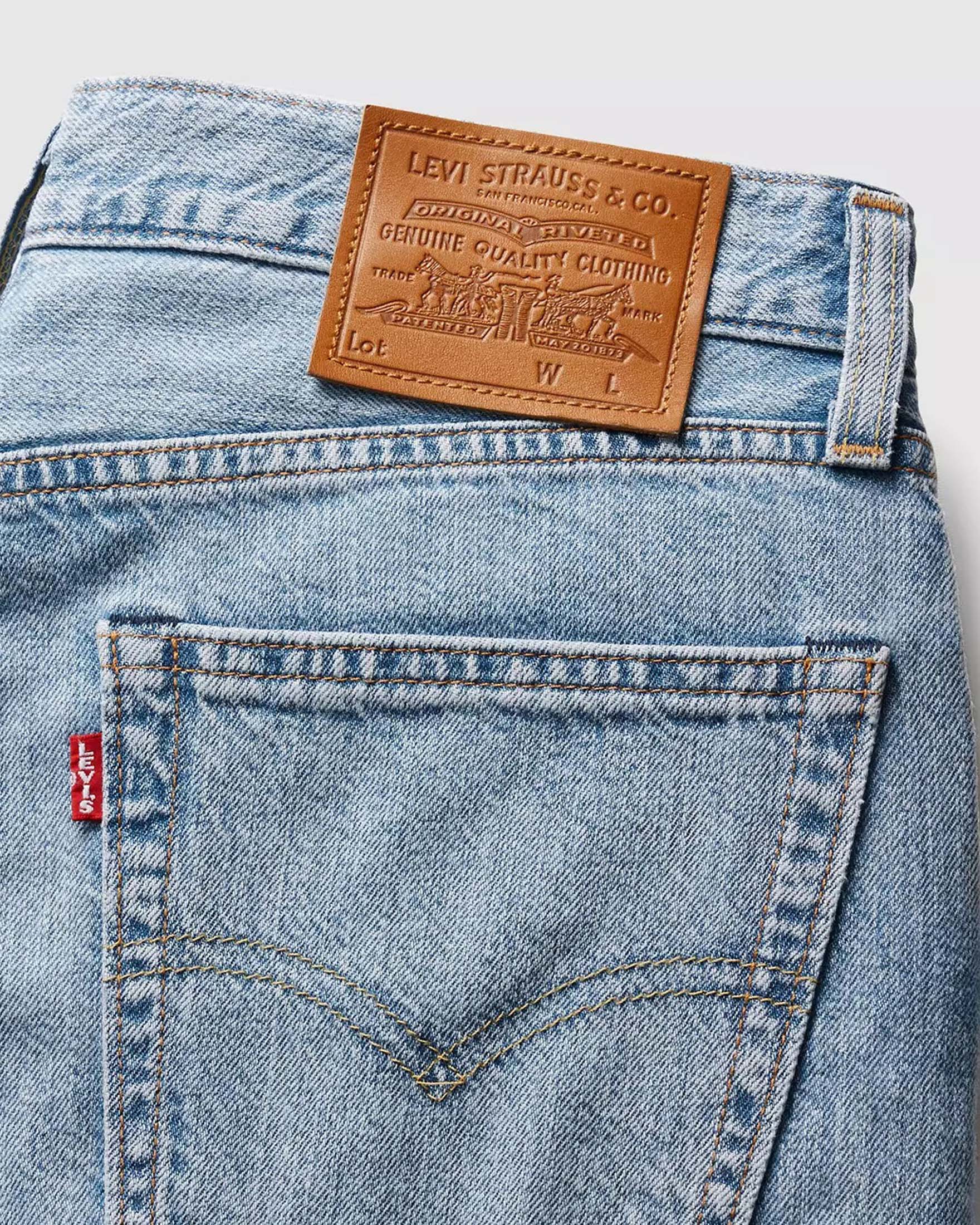 Jeans 555 Relaxed Straight lavaggio chiaro super stone washed in cotone e lino