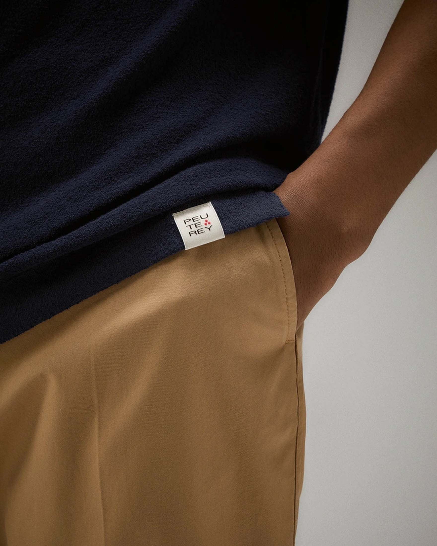 T-shirt blu mezza manica in tessuto effetto spugna di misto cotone