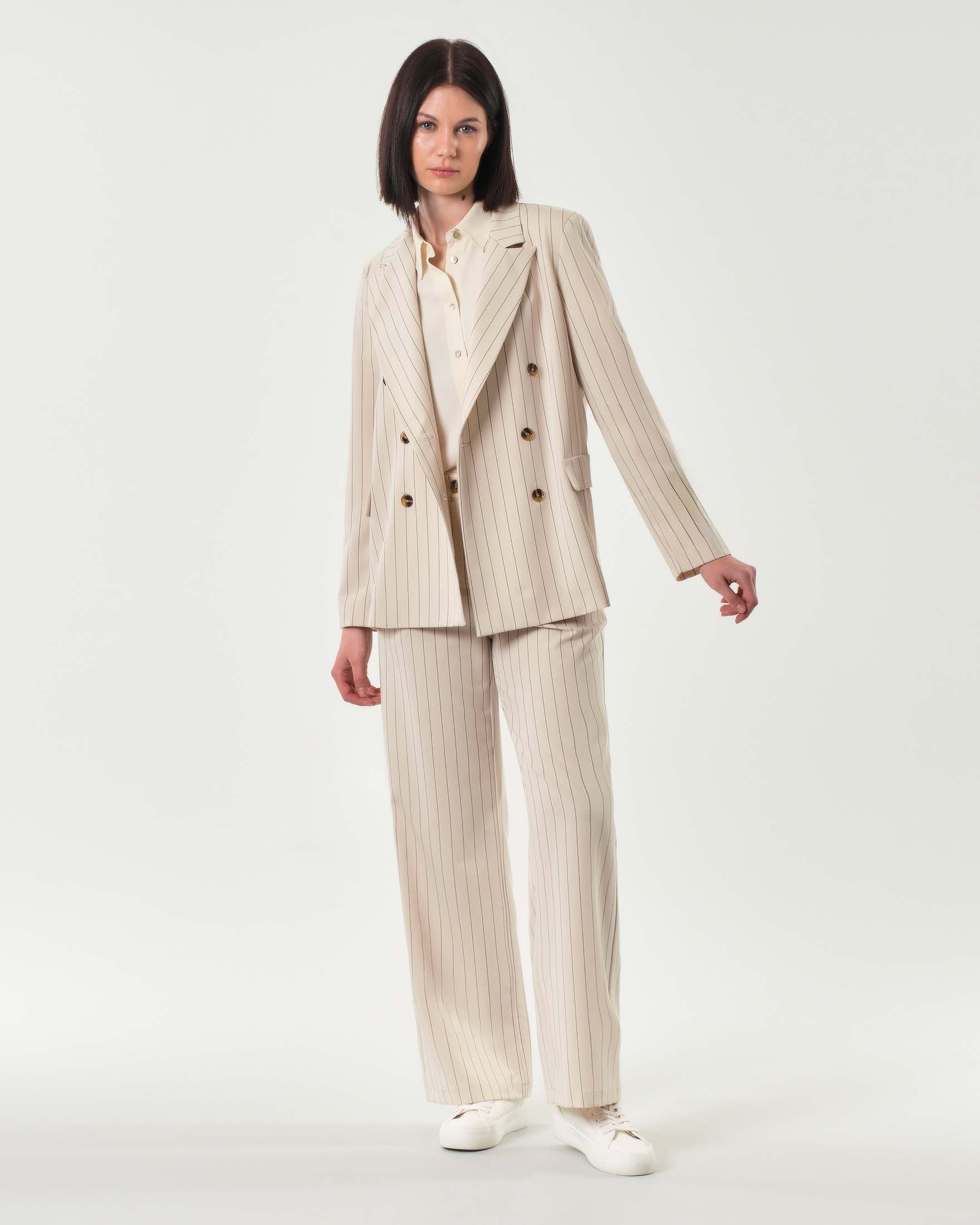 Hlo! — Pantaloni avorio gessato nero in misto viscosa dalla linea straight con pince in vita