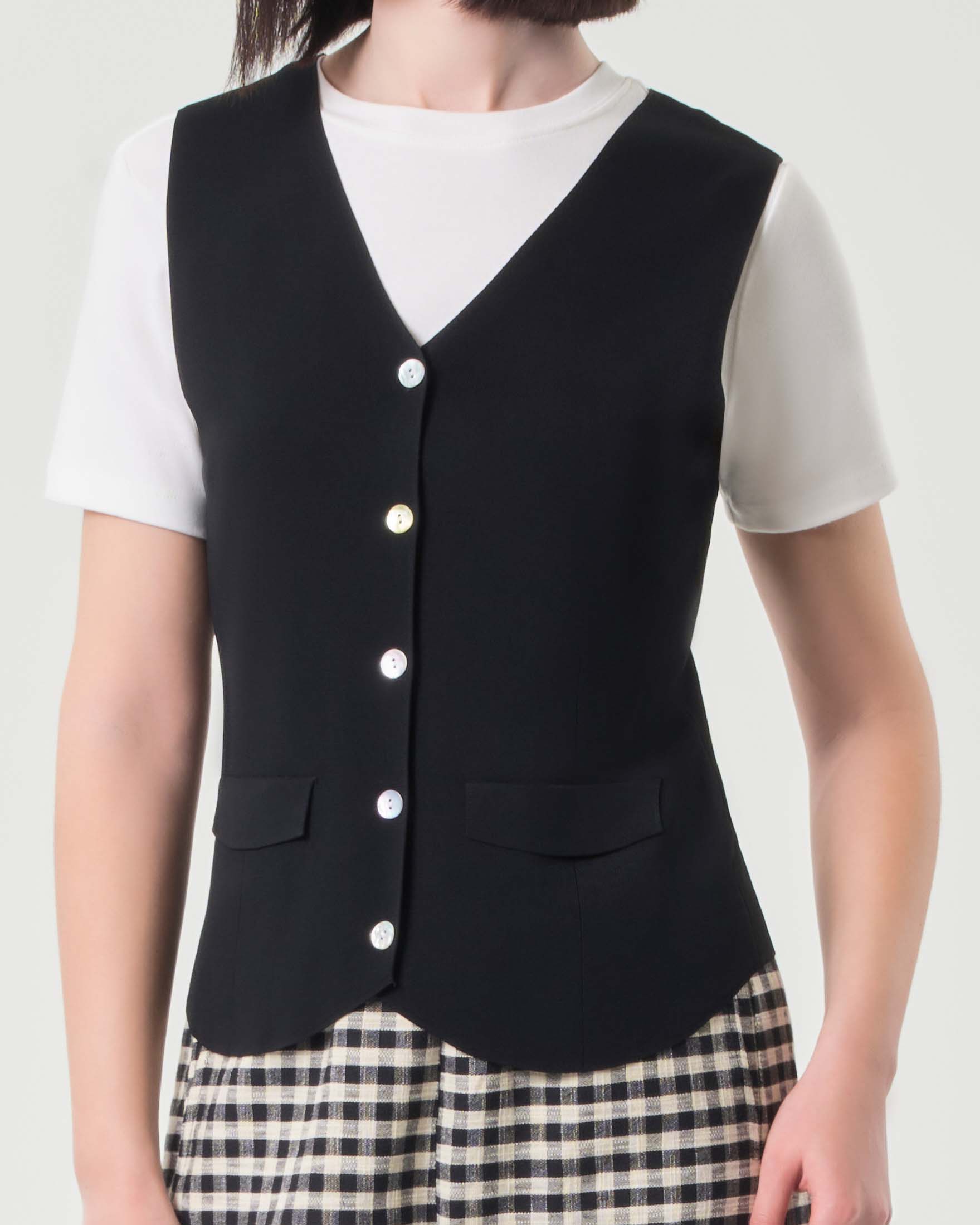 Gilet nero in misto viscosa con scollo a V e bottoni a contrasto di colore