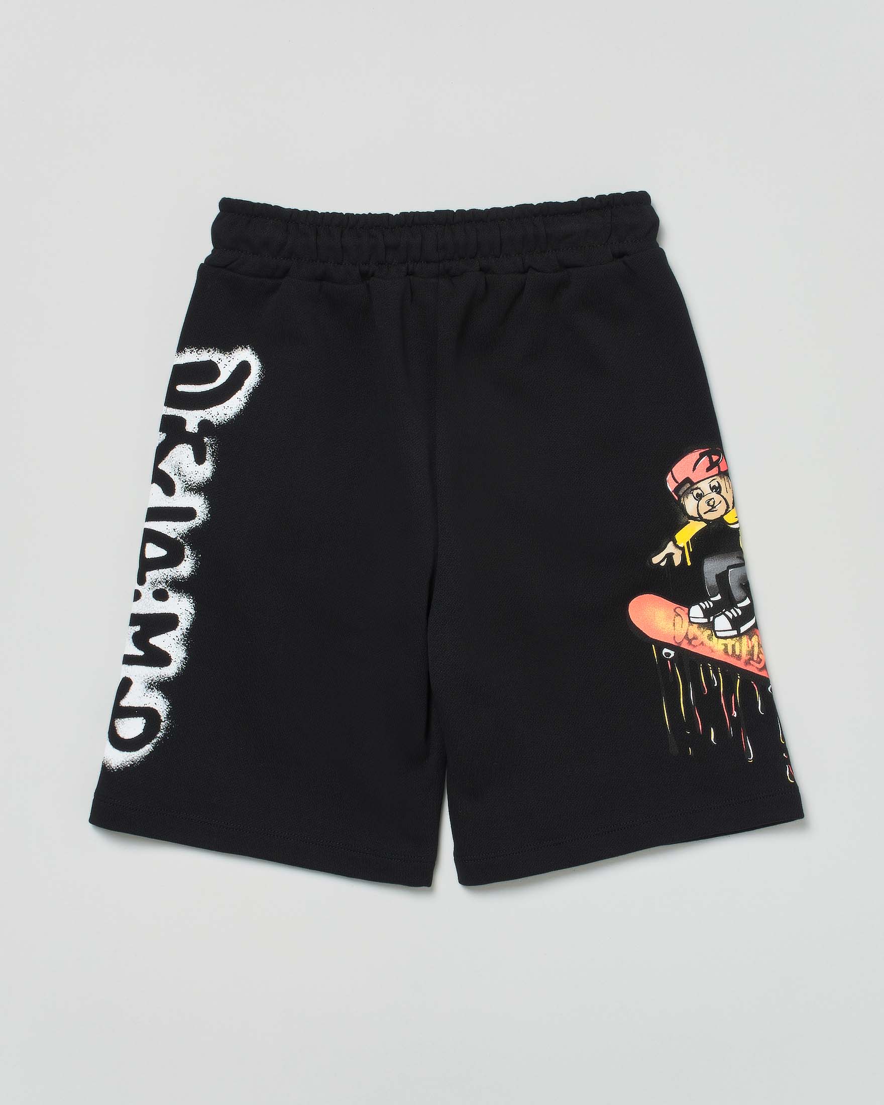 Bermuda nero con grafica skate e maxi logo graffiti