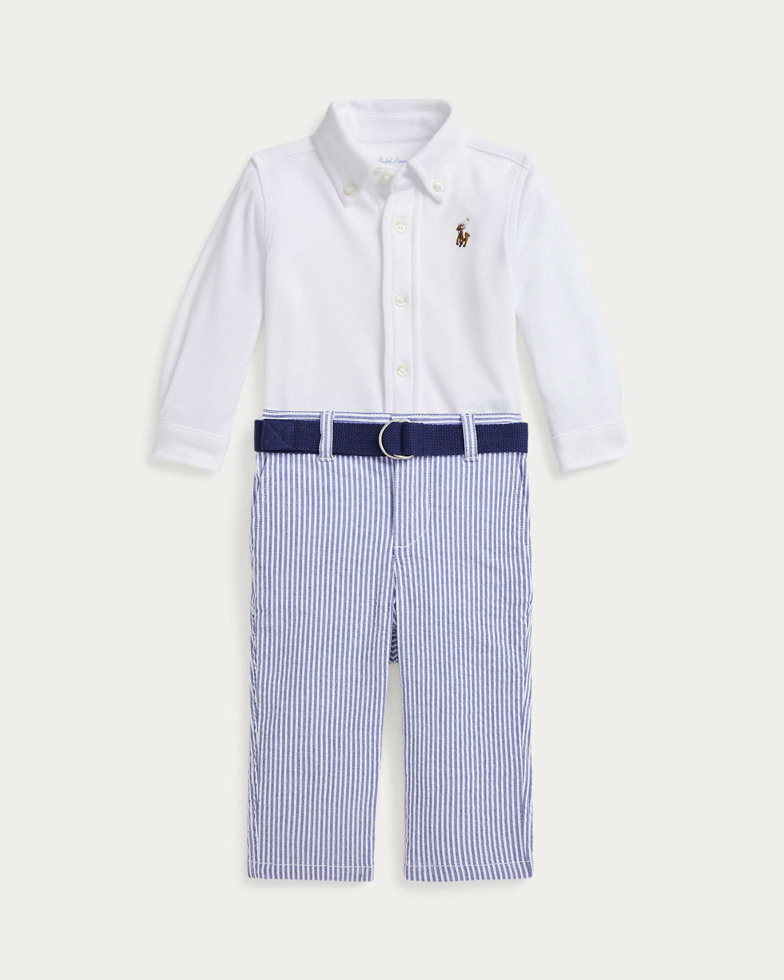Completo polo manica lunga bianca e pantalone a righe bianche e azzurre Polo Ralph Lauren con cintura blu