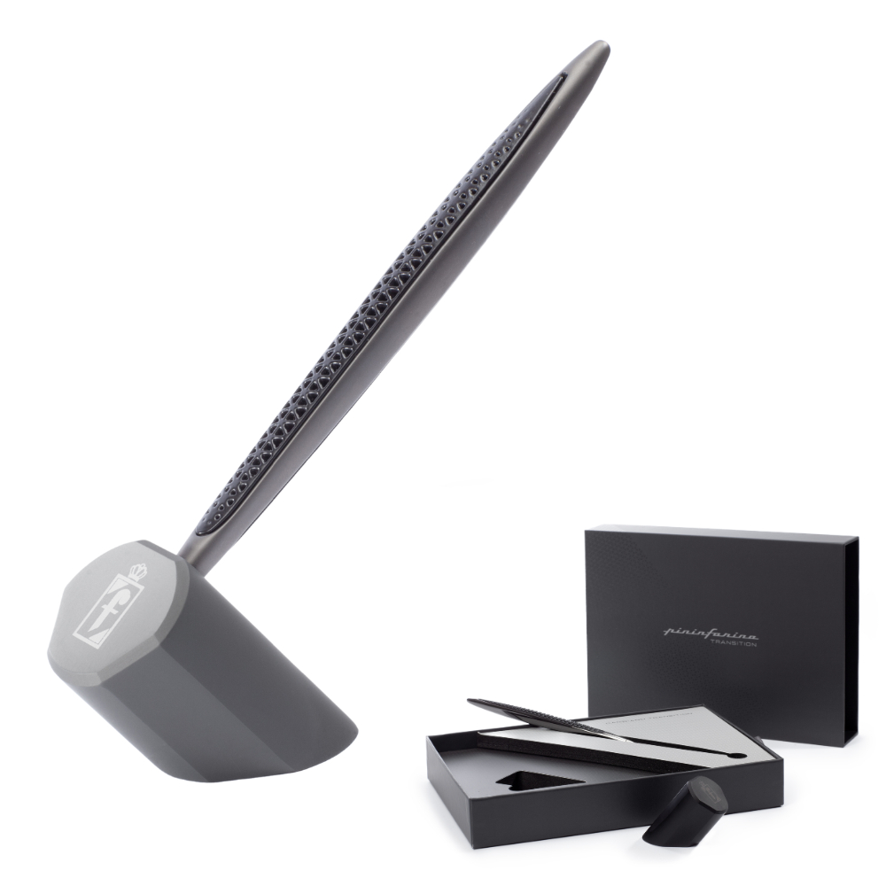 Pininfarina Cambiano Transition Titanium – stilo con punta ethergraf o punta a sfera e stand inclinato