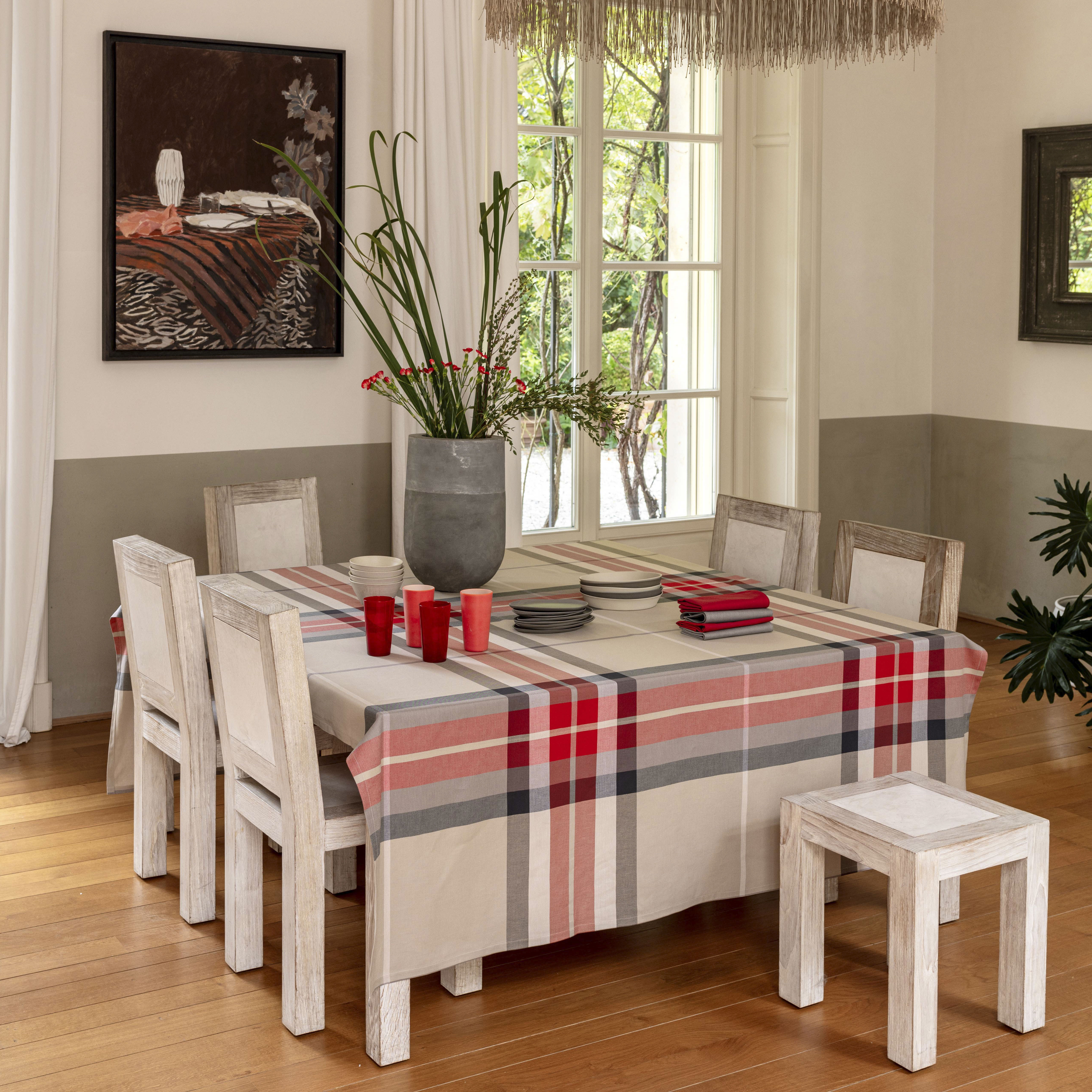 Tovaglia rettangolare per 6 persone in cotone a fantasia tartan beige rossa e grigia