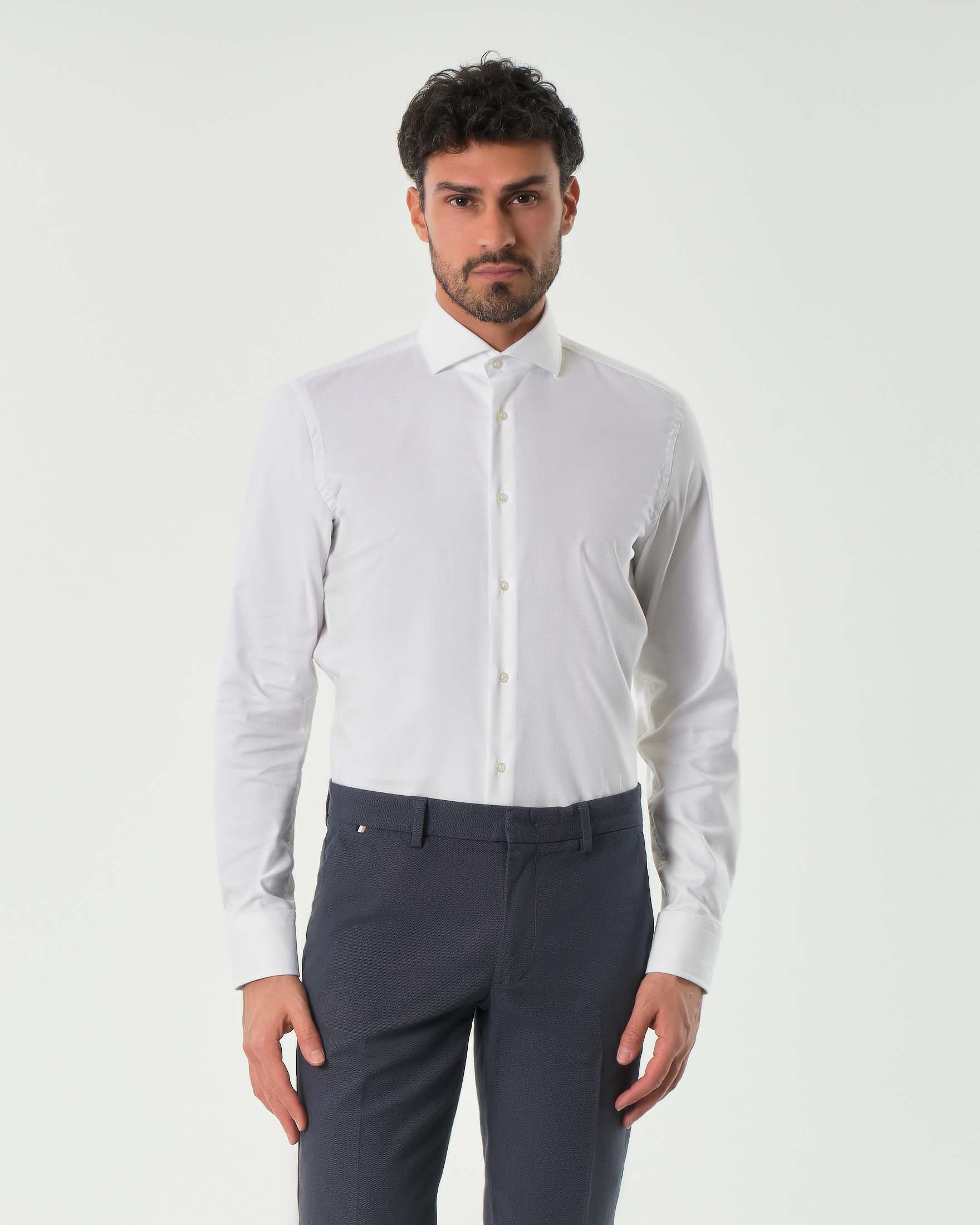 Camicia Boss bianca Spread in tessuto micro armatura di cotone stretch con colletto aperto alla francese image