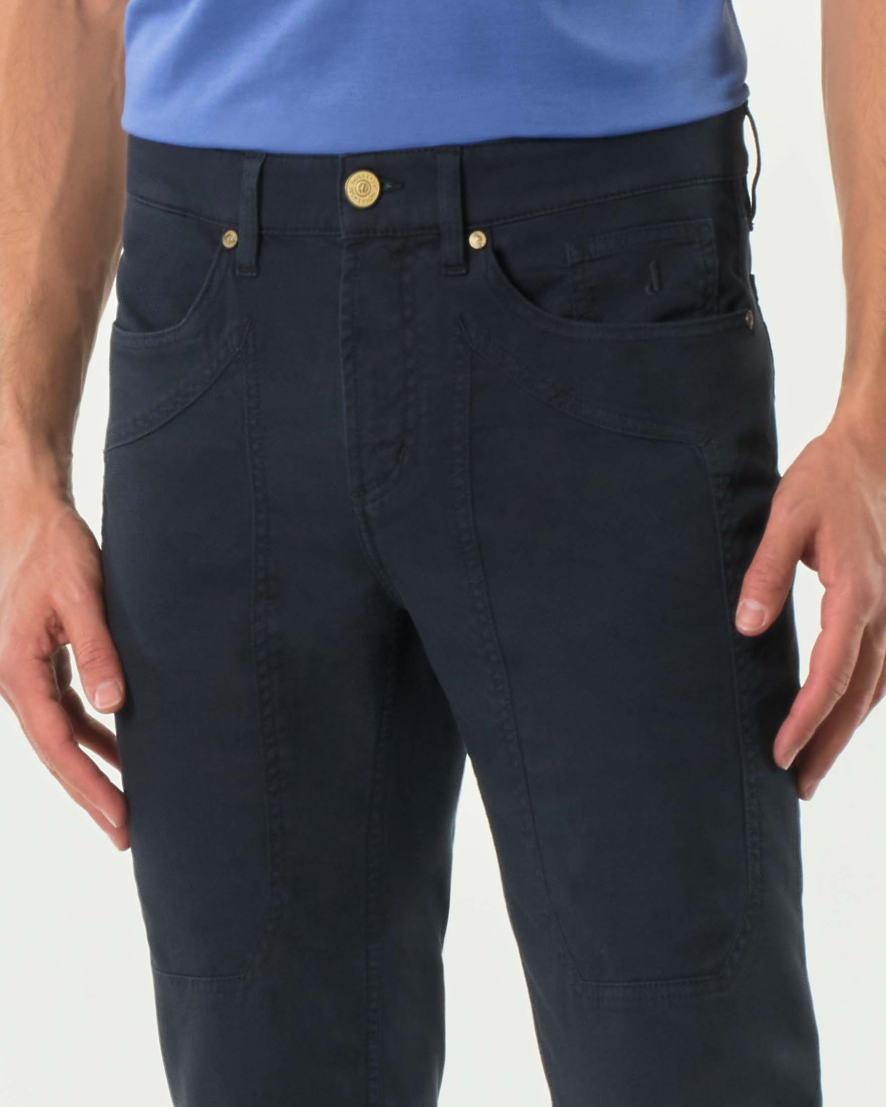 Pantalone Jeckerson blu cinque tasche modello PA077 in cotone stretch micro armatura con toppa