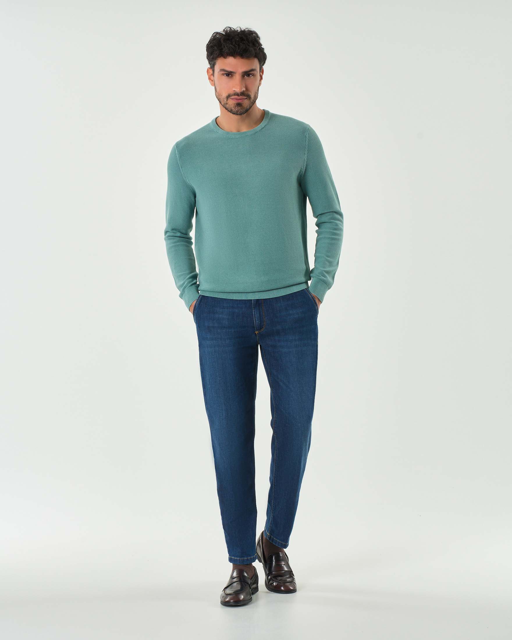 Maglia girocollo color acqua in puro cotone a grana di riso