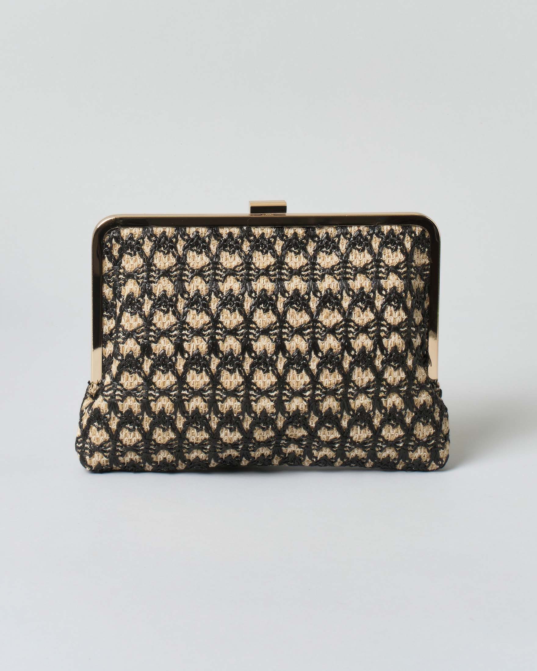 Pochette in raffia Anna Cecere in raffia color naturale e nera a motivo jacquard con chiusura dorata