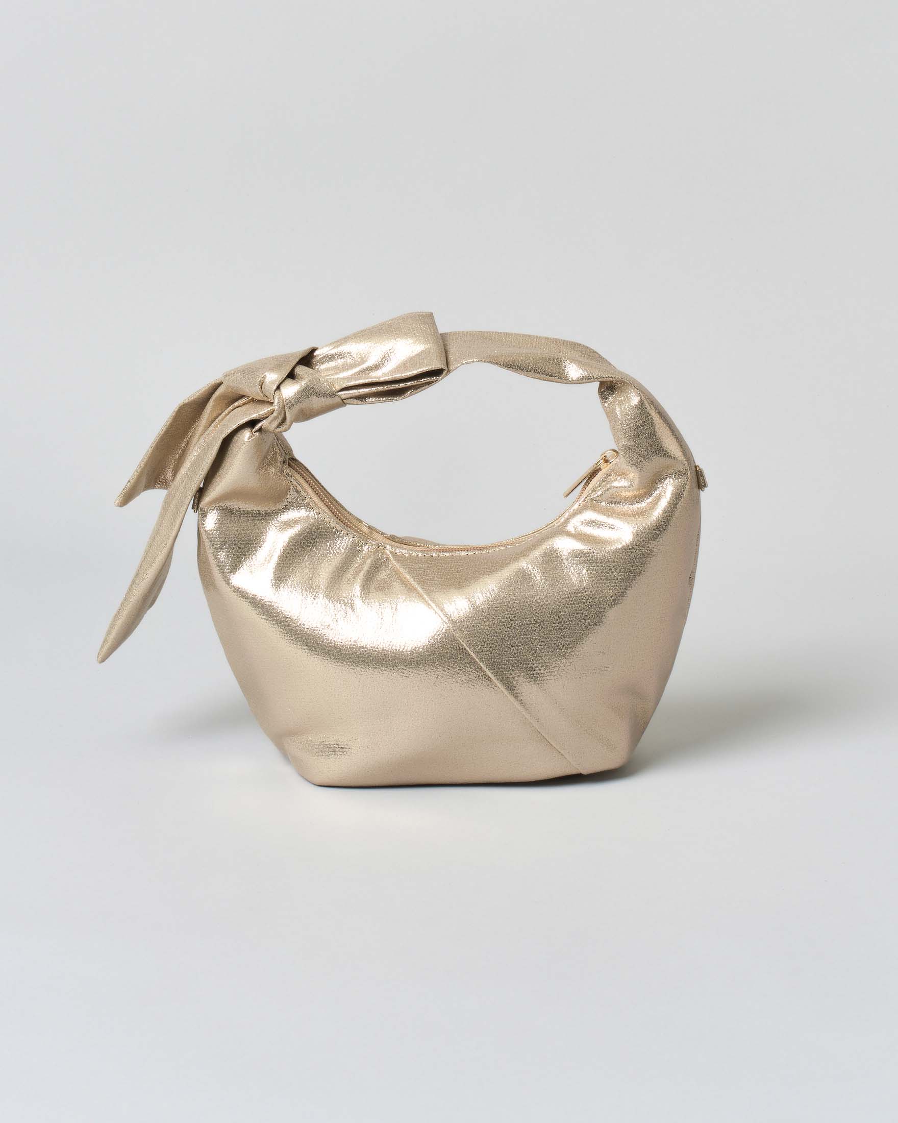 Borsa a mano Anna Cecere in similpelle effetto laminato color oro con motivo a nodo