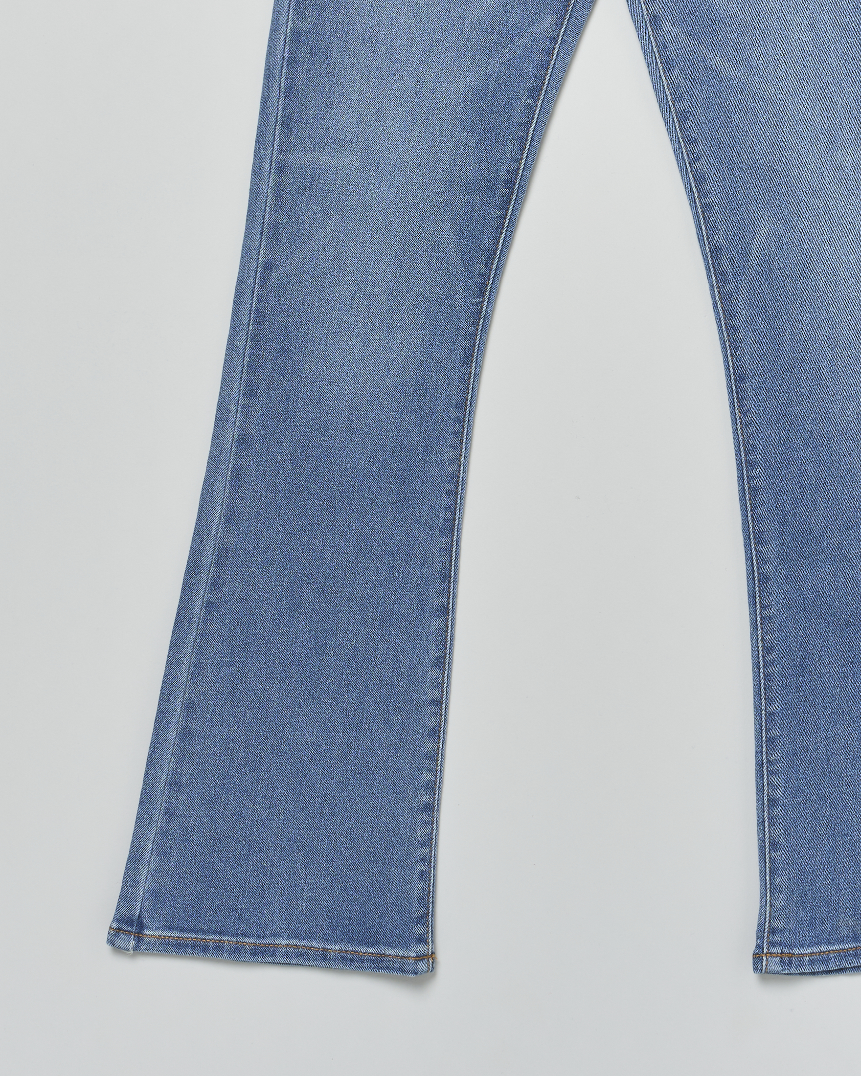 Jeans Levi's flare a lavaggio medio stone washed image