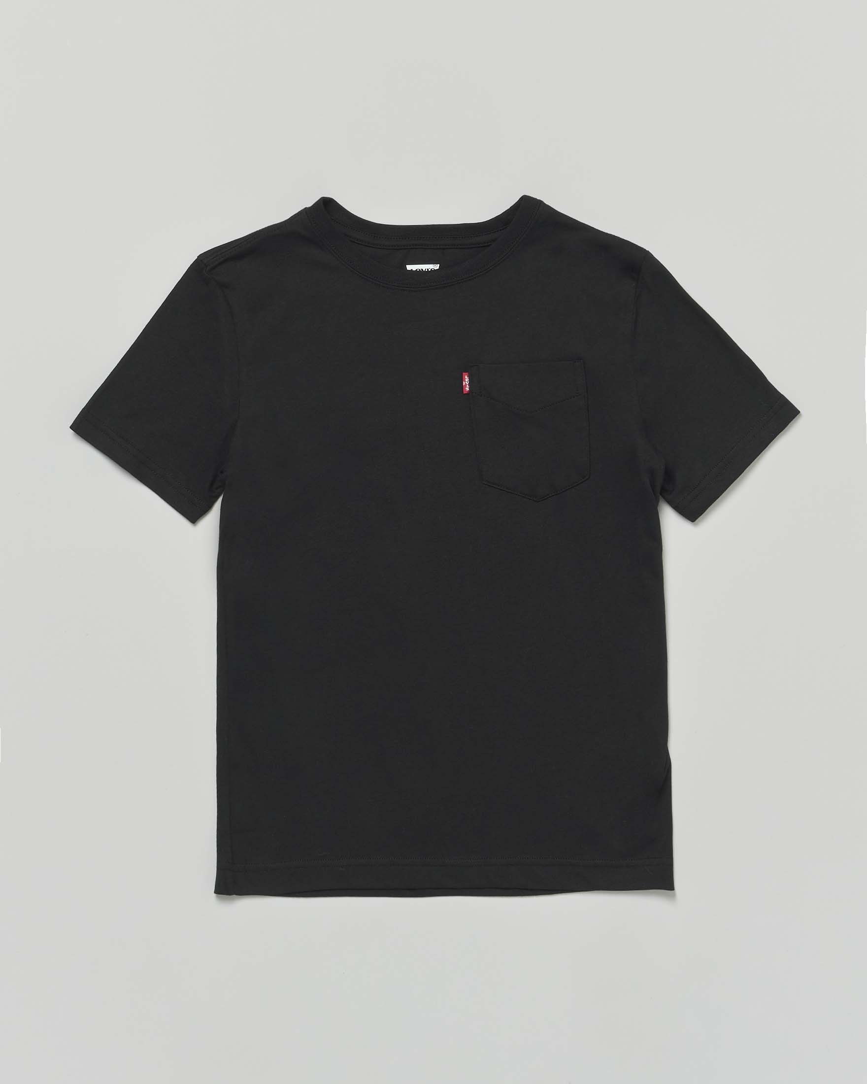 T-shirt Levi's nera mezza manica con taschino applicato al petto