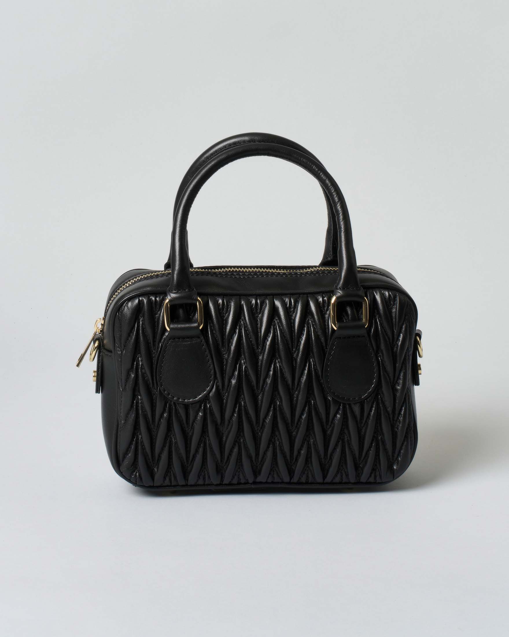 Mini bauletto nero in pelle con motivo trapuntato chevron sul davanti