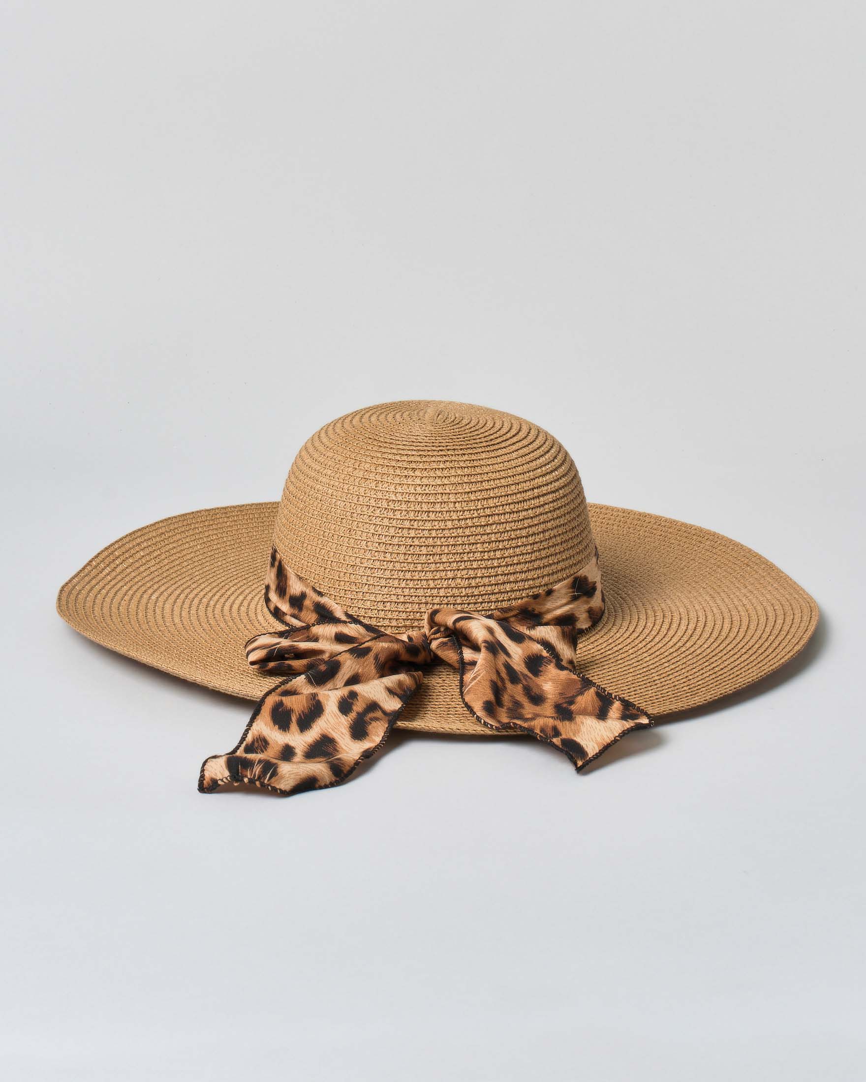 Cappello Hlo! color cammello a tesa larga in simil raffia con