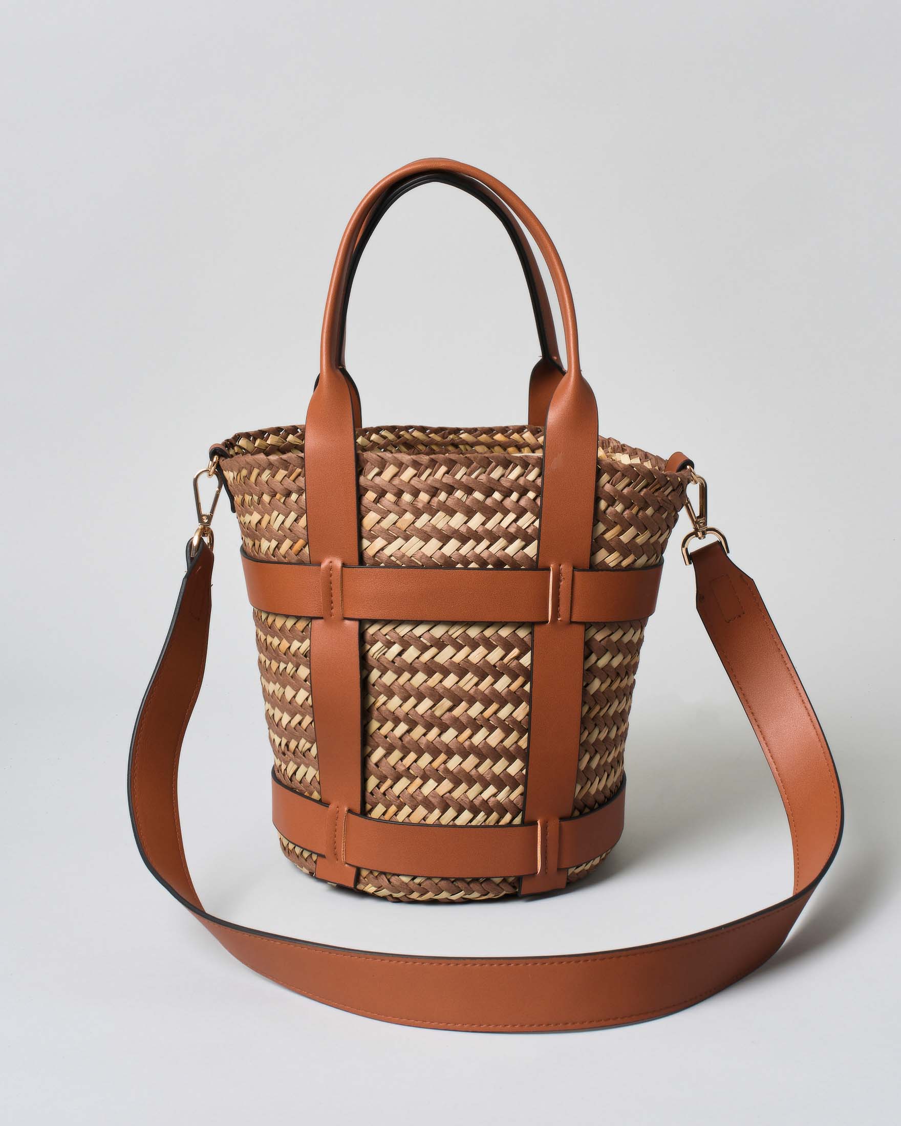 Secchiello Hlo! in raffia intrecciata inserto in pelle liscia color cuoio image