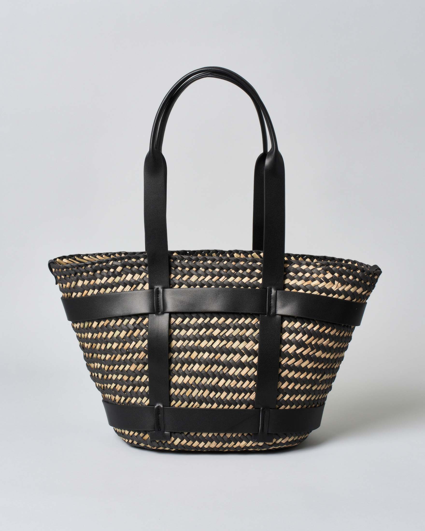 Shopping bag in raffia intrecciata inserto in pelle liscia nera
