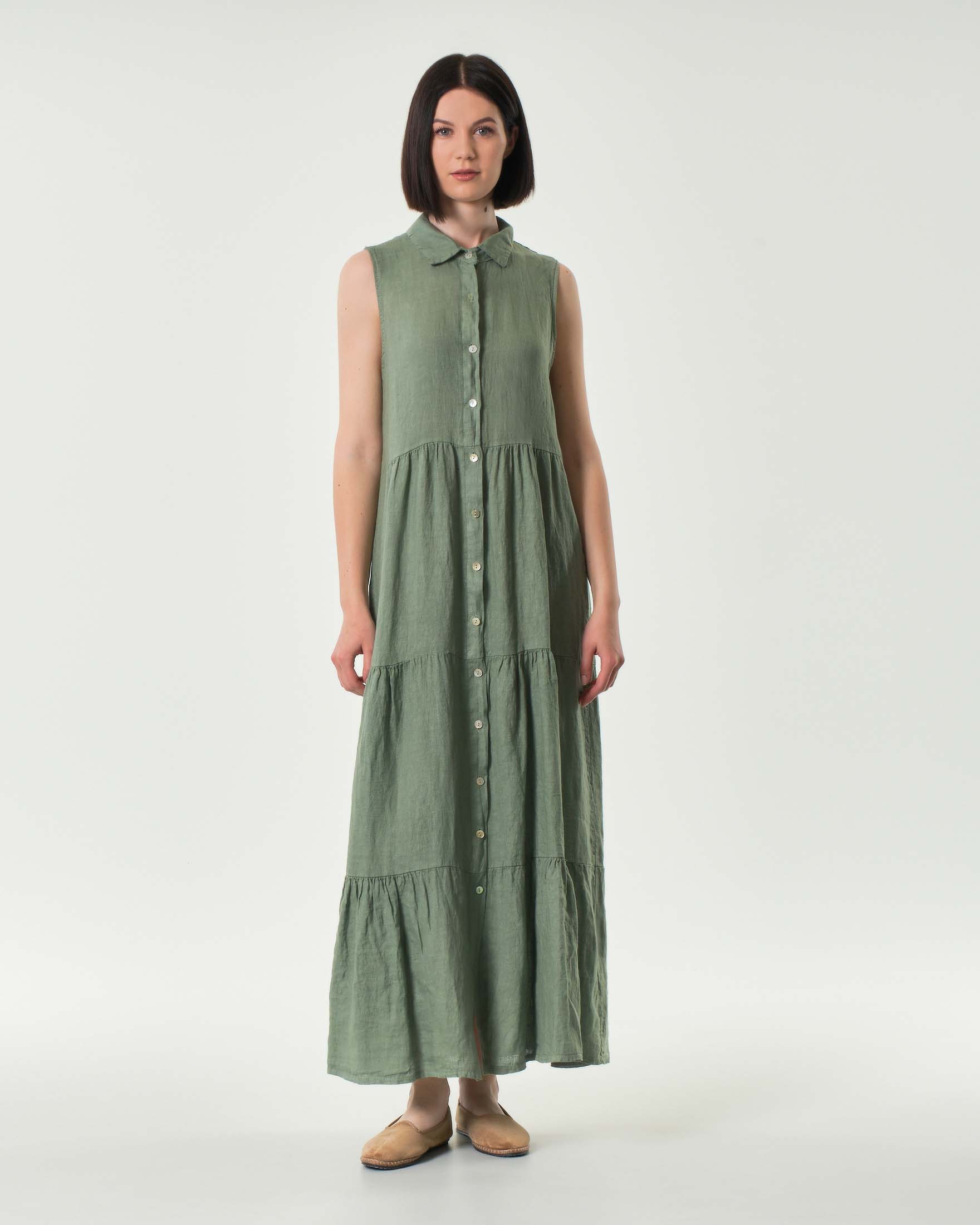 Abito lungo verde salvia Hlo! in puro lino senza maniche con balze