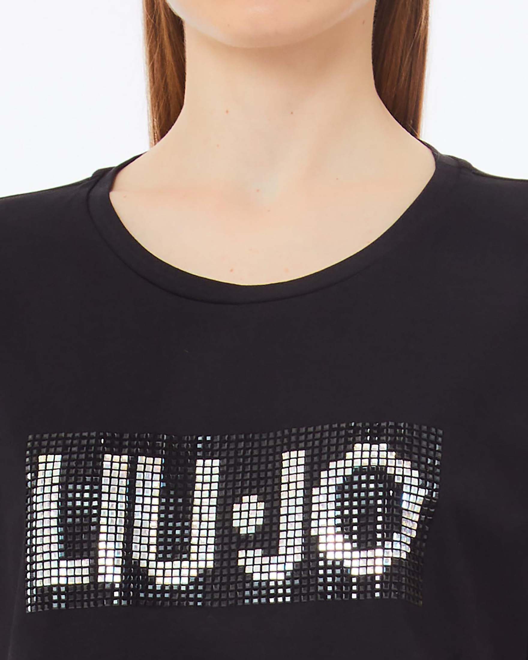 T-shirt cropped nera Liu Jo Mare con maniche ad aletta e maxi logo frontale in strass applicati image