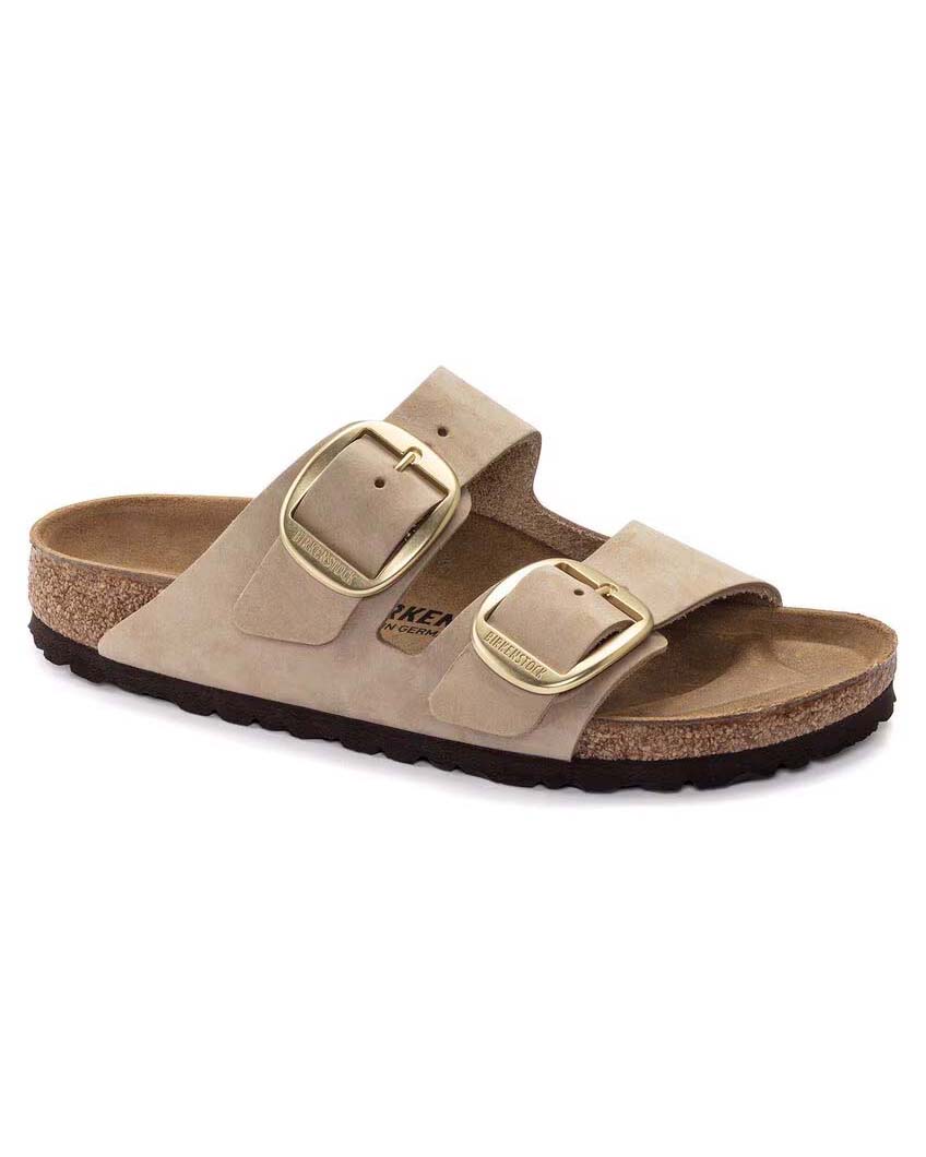 Sandalo Arizona Big buckle color sabbia in nabuk a doppia fascetta con fibbie dorate