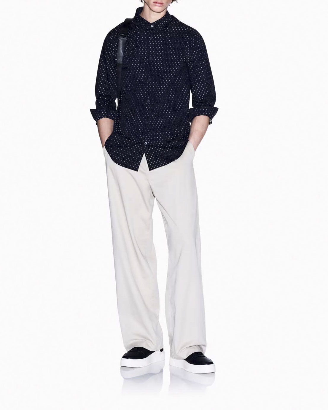 Camicia Armani Exchange blu in puro cotone con ricamo AX all over