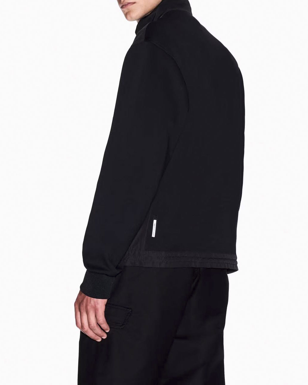 Giubbino nero Armani Exchange bi-tessuto in cotone stretch e pannello frontale in nylon image