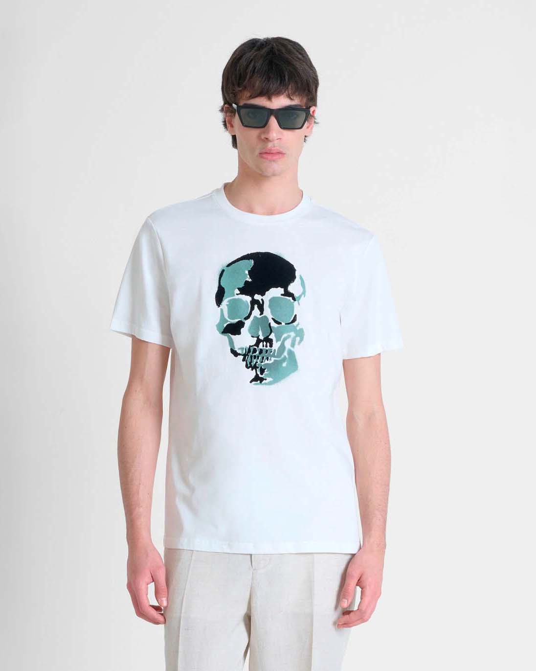 T-shirt mezza manica Antony Morato bianca in jersey di puro cotone con ricamo taschio