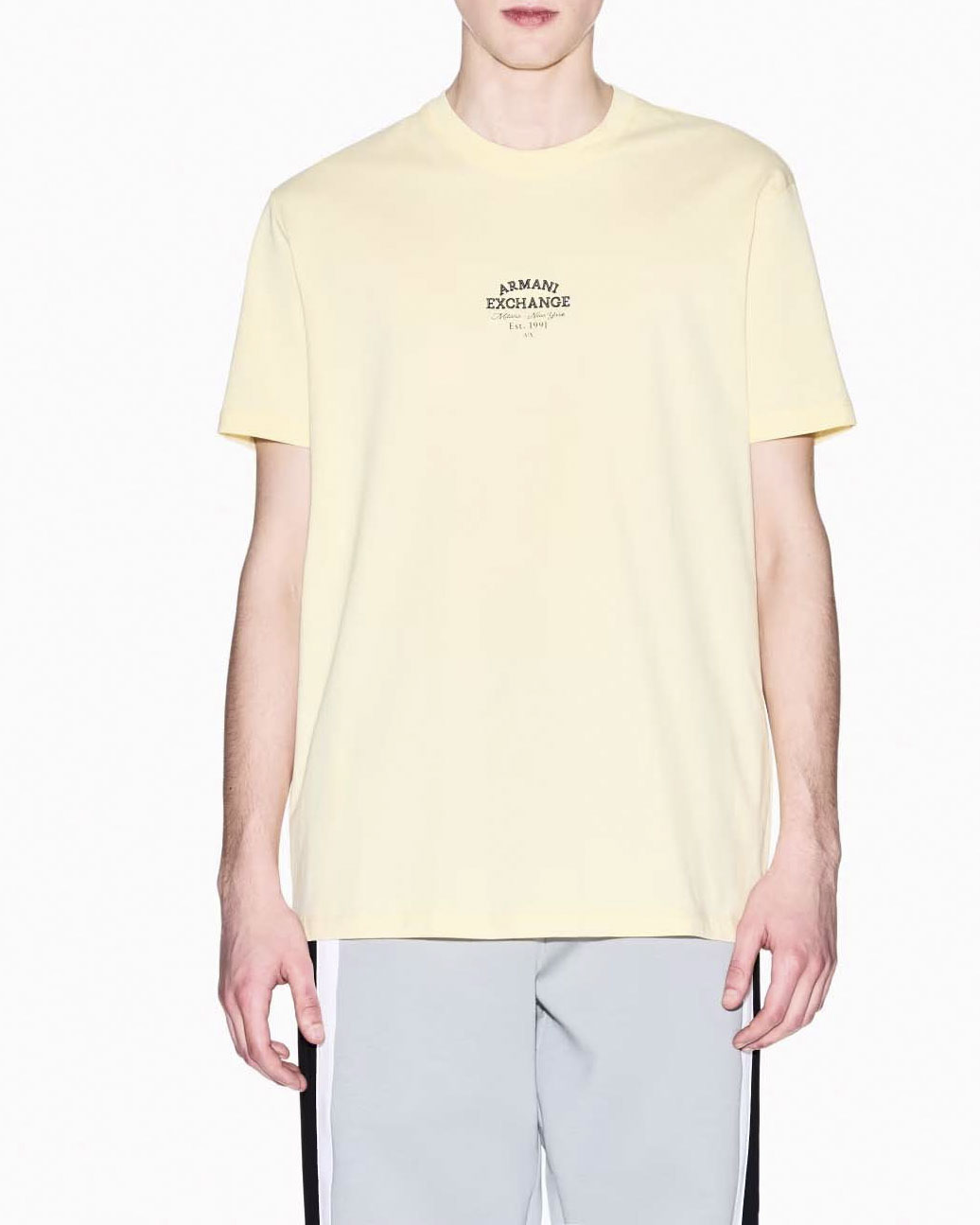 T-shirt mezza manica Armani Exchange gialla regular-fit con ricamo logo centrale sul petto