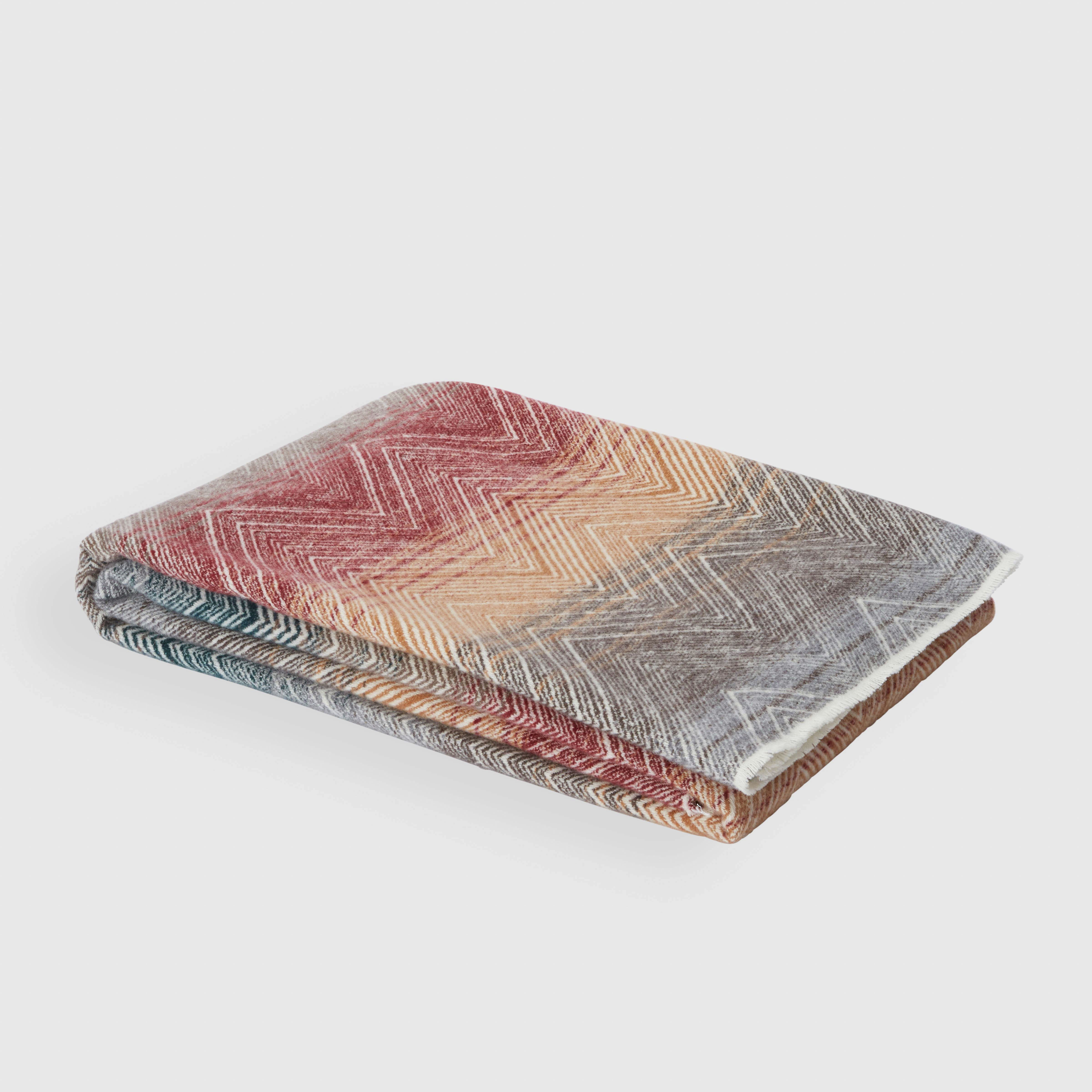 Plaids Marea in misto lana a fantasia rigata multicolor e motivo chevron bianco