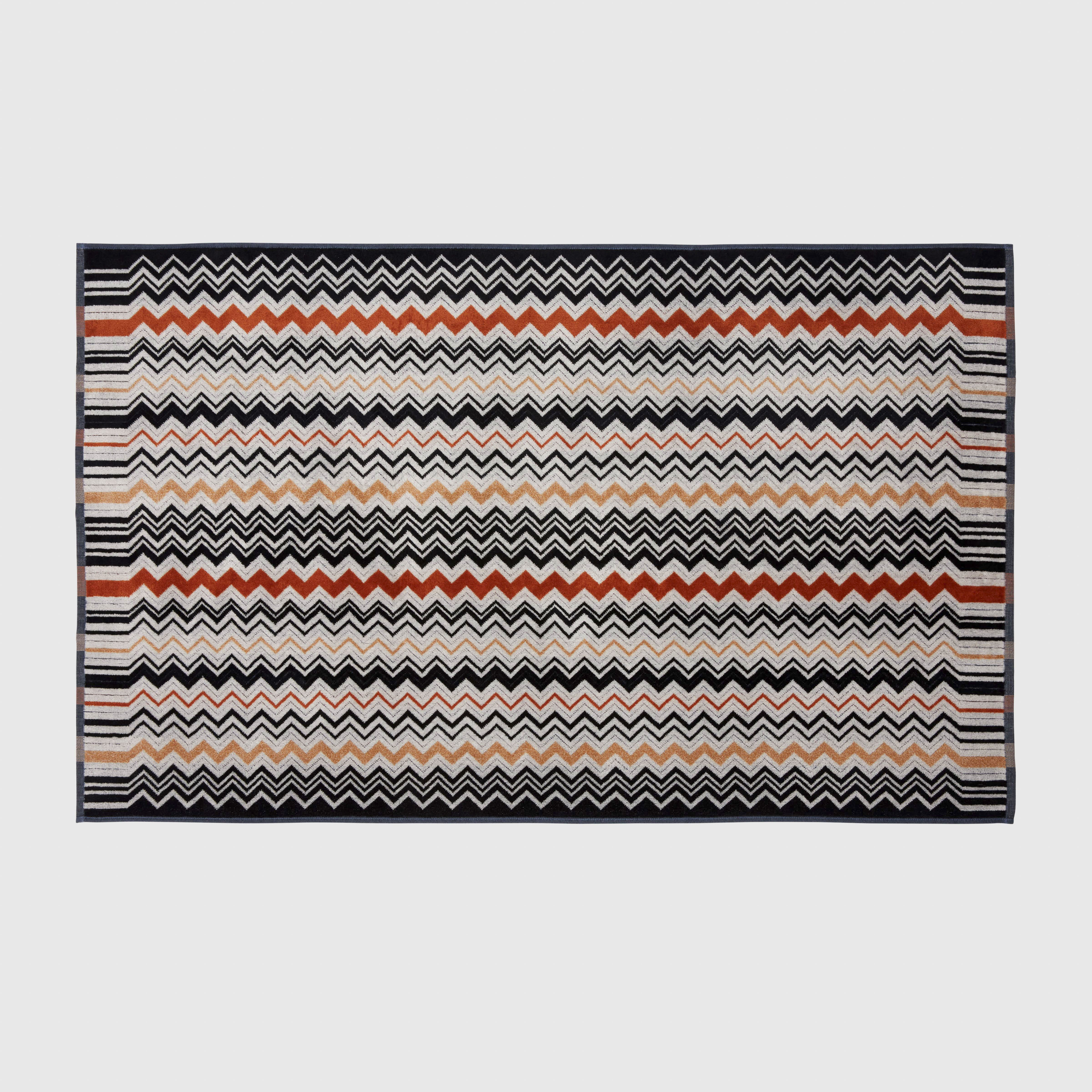 Asciugamano Bernard in spugna di cotone a fantasia chevron bianco nero e coccio image