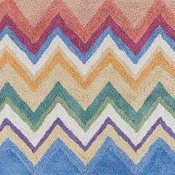 Tappeto da bagno Amone in spugna di cotone a fantasia chevron multicolor acceso