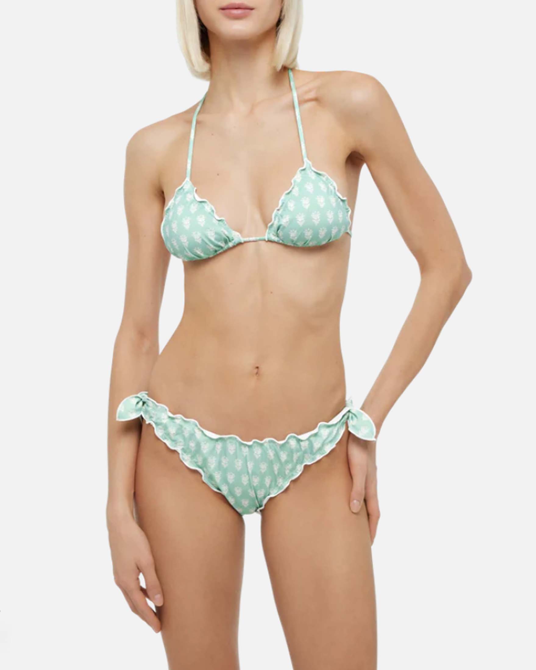 Bikini MC2 Saint Barth verde acqua a stampa fiori bianchi con profili ondulati e reggiseno a triangolo