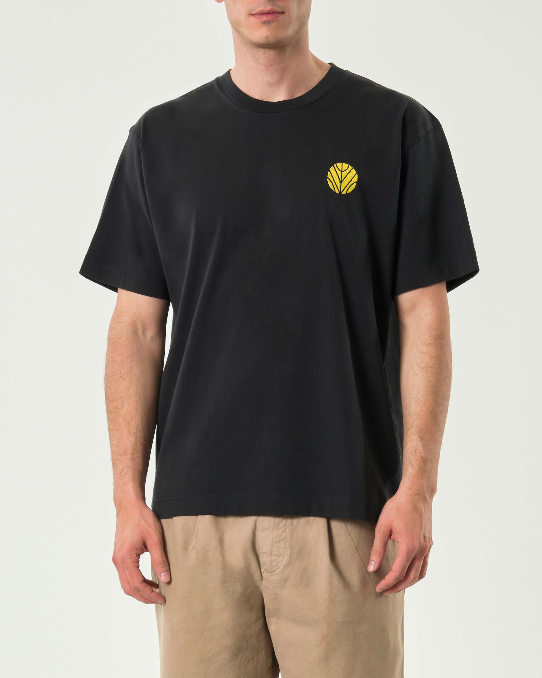 T-shirt boxy nera con ricamo al petto e maxi stampa cactus sul retro